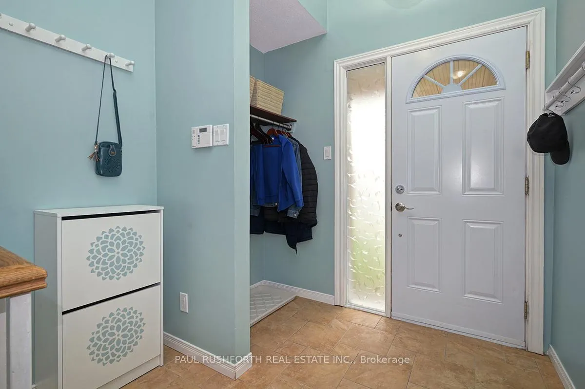 Photo 2 of 382 Verdon Private, Ottawa, Hunt Club Park/Greenboro — HOMEH