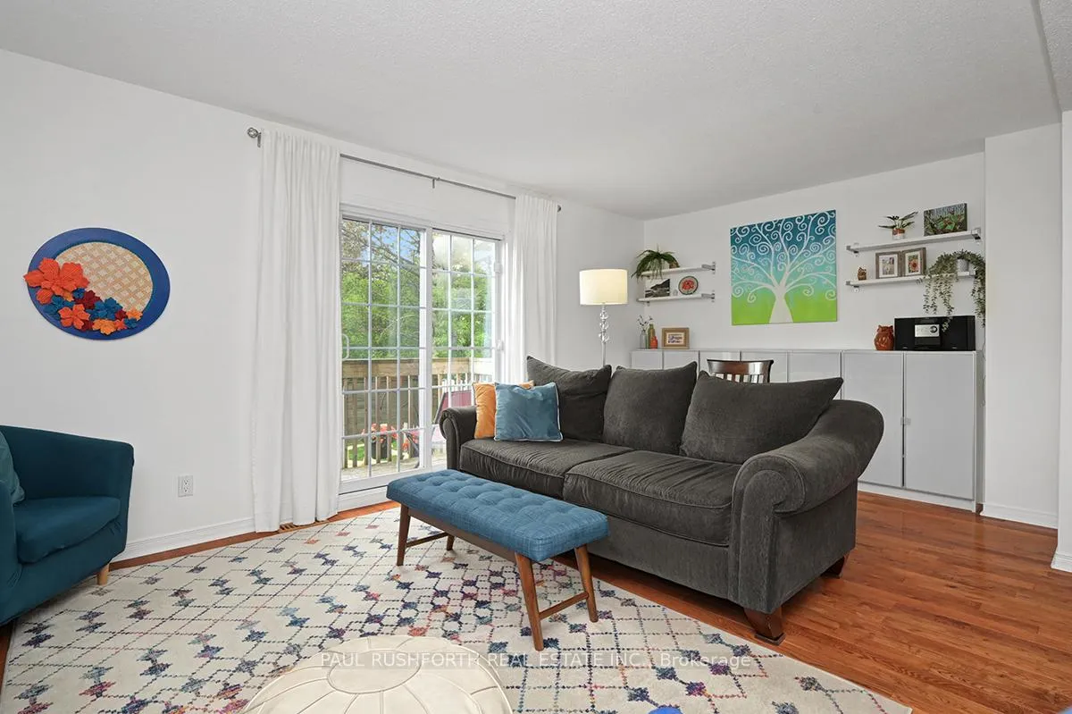Photo 4 of 382 Verdon Private, Ottawa, Hunt Club Park/Greenboro — HOMEH