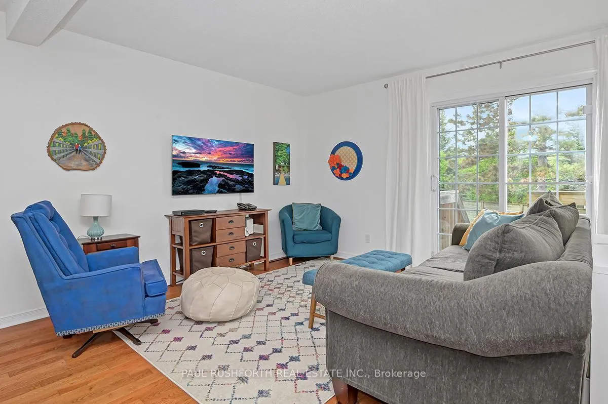 Photo 5 of 382 Verdon Private, Ottawa, Hunt Club Park/Greenboro — HOMEH