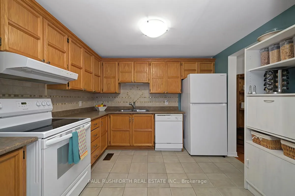 Photo 11 of 382 Verdon Private, Ottawa, Hunt Club Park/Greenboro — HOMEH