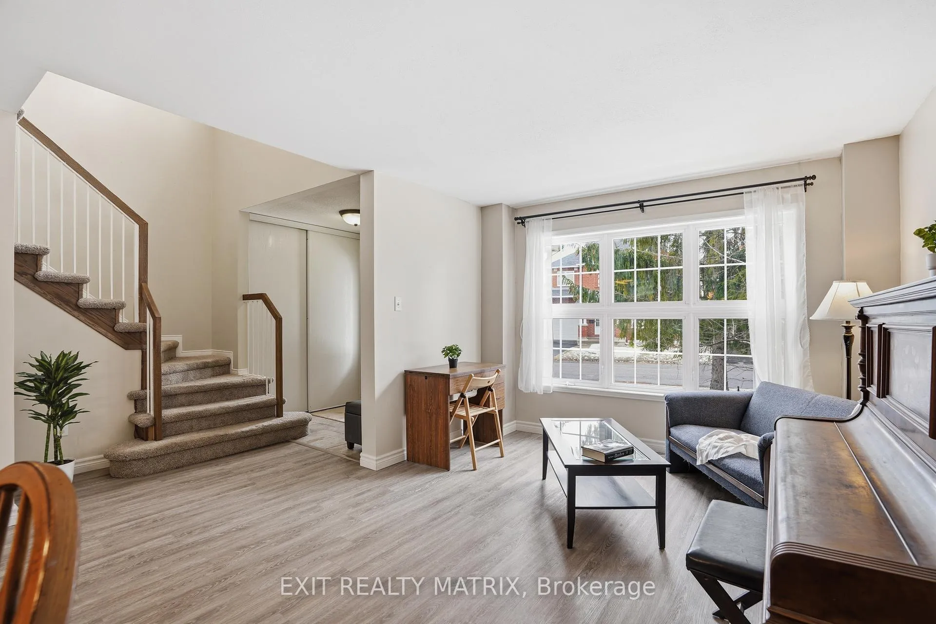 Photo 4 of 127 Marshfield Street, Ottawa, Avalon East — HOMEH