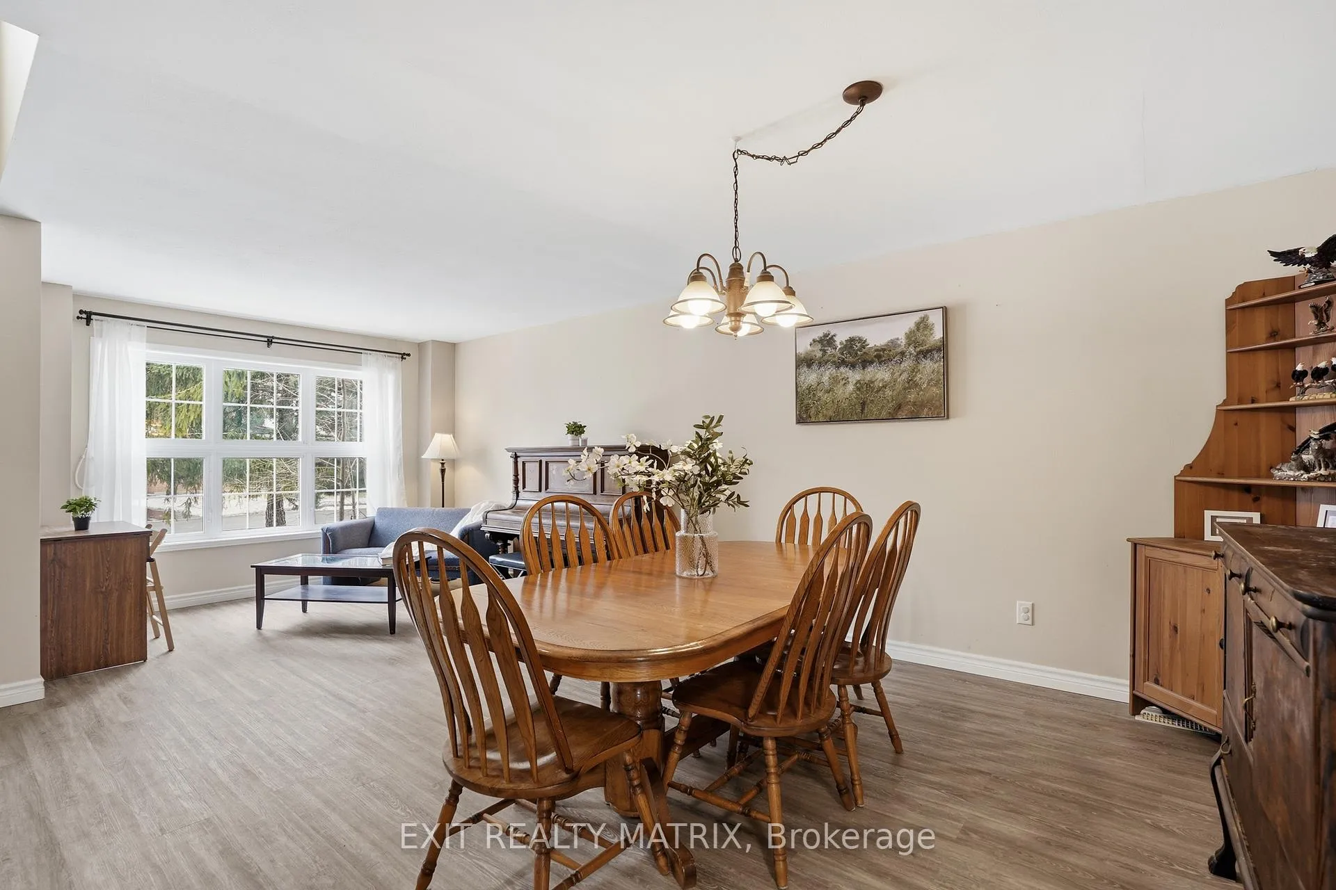 Photo 6 of 127 Marshfield Street, Ottawa, Avalon East — HOMEH