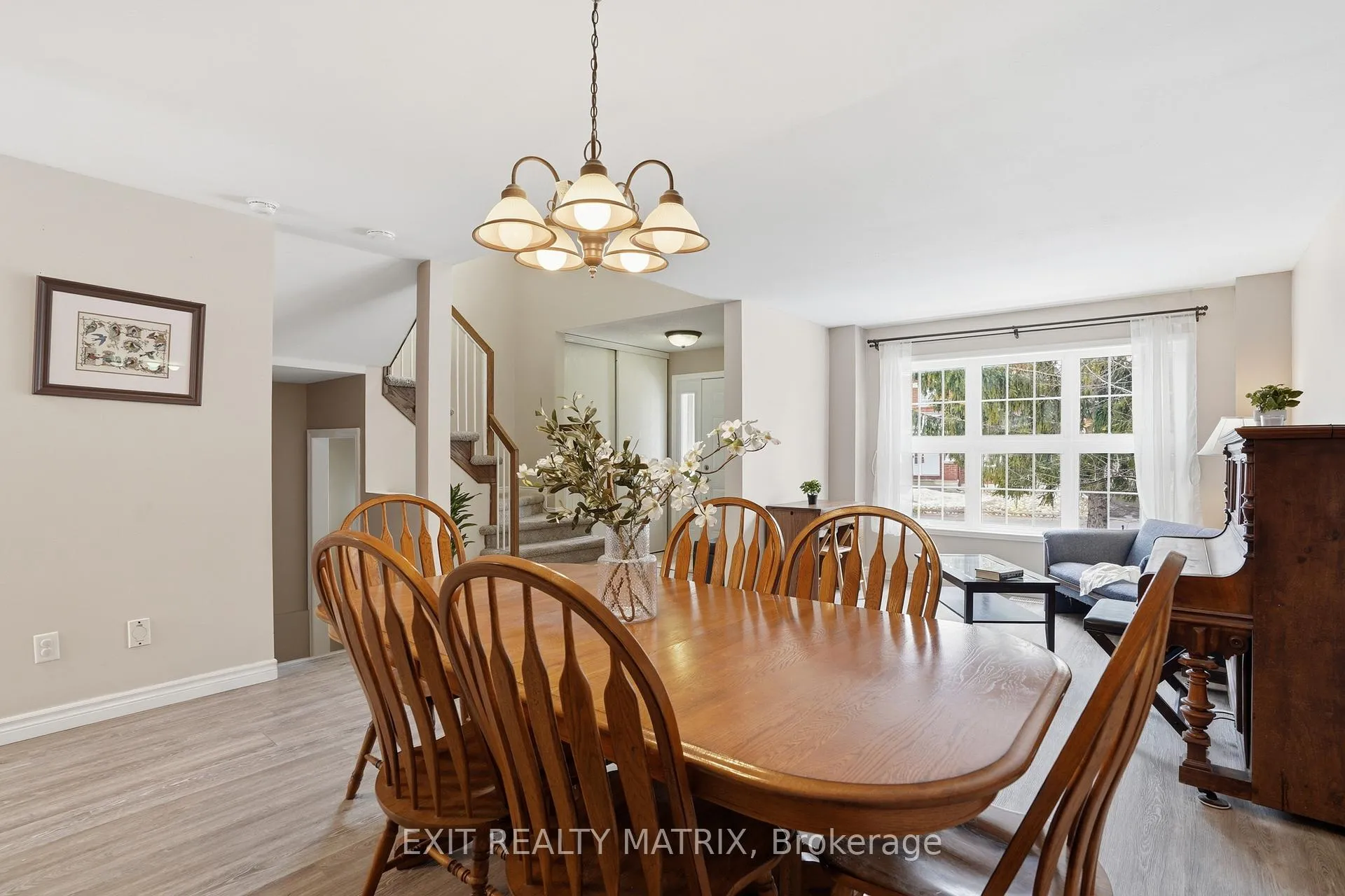 Photo 7 of 127 Marshfield Street, Ottawa, Avalon East — HOMEH