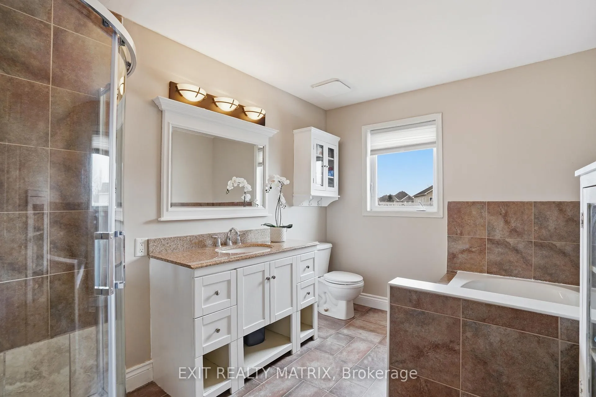 Photo 34 of 127 Marshfield Street, Ottawa, Avalon East — HOMEH