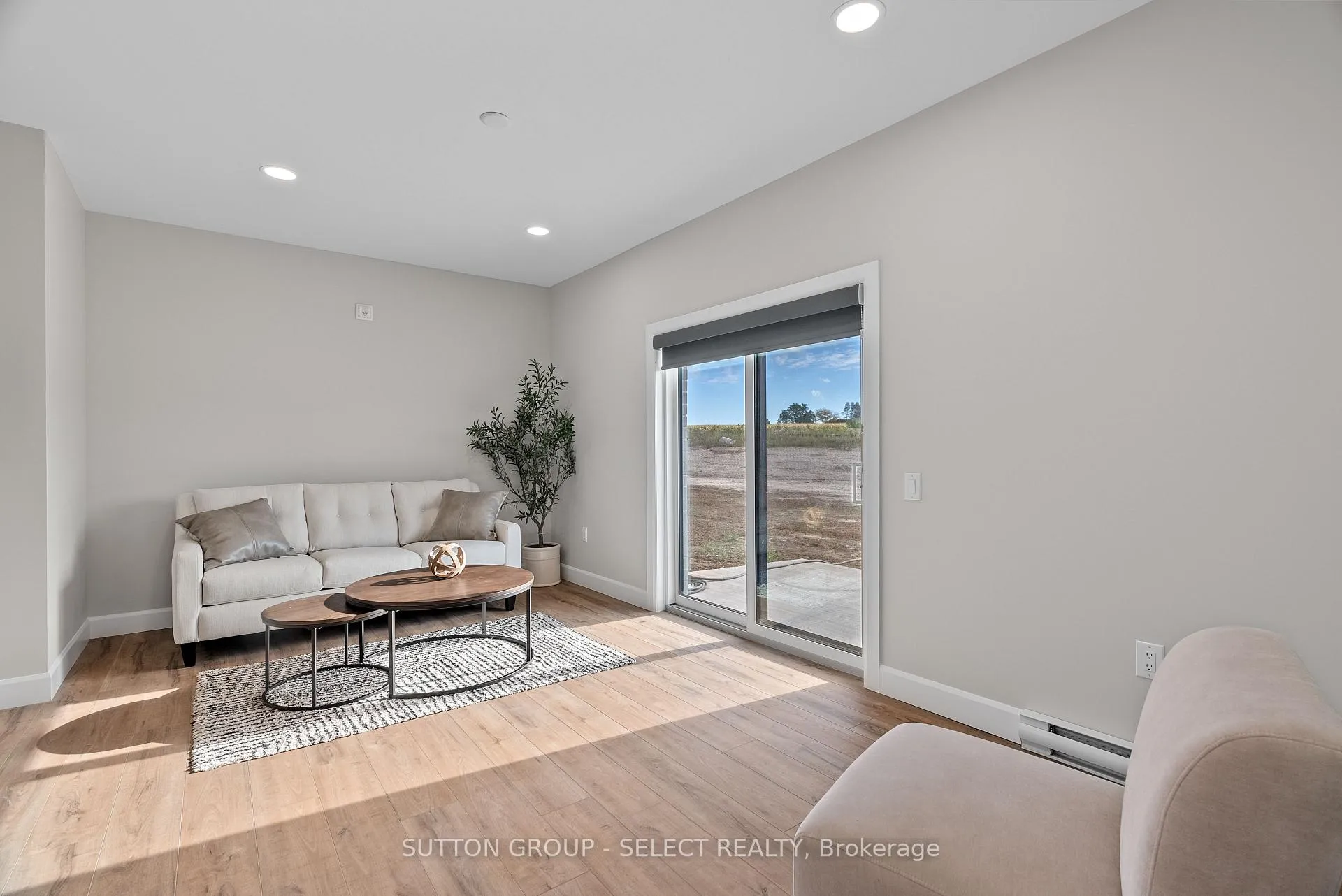 Photo 4 of Unit 201, 76 Hamilton Street, Goderich, Goderich (Town) — HOMEH