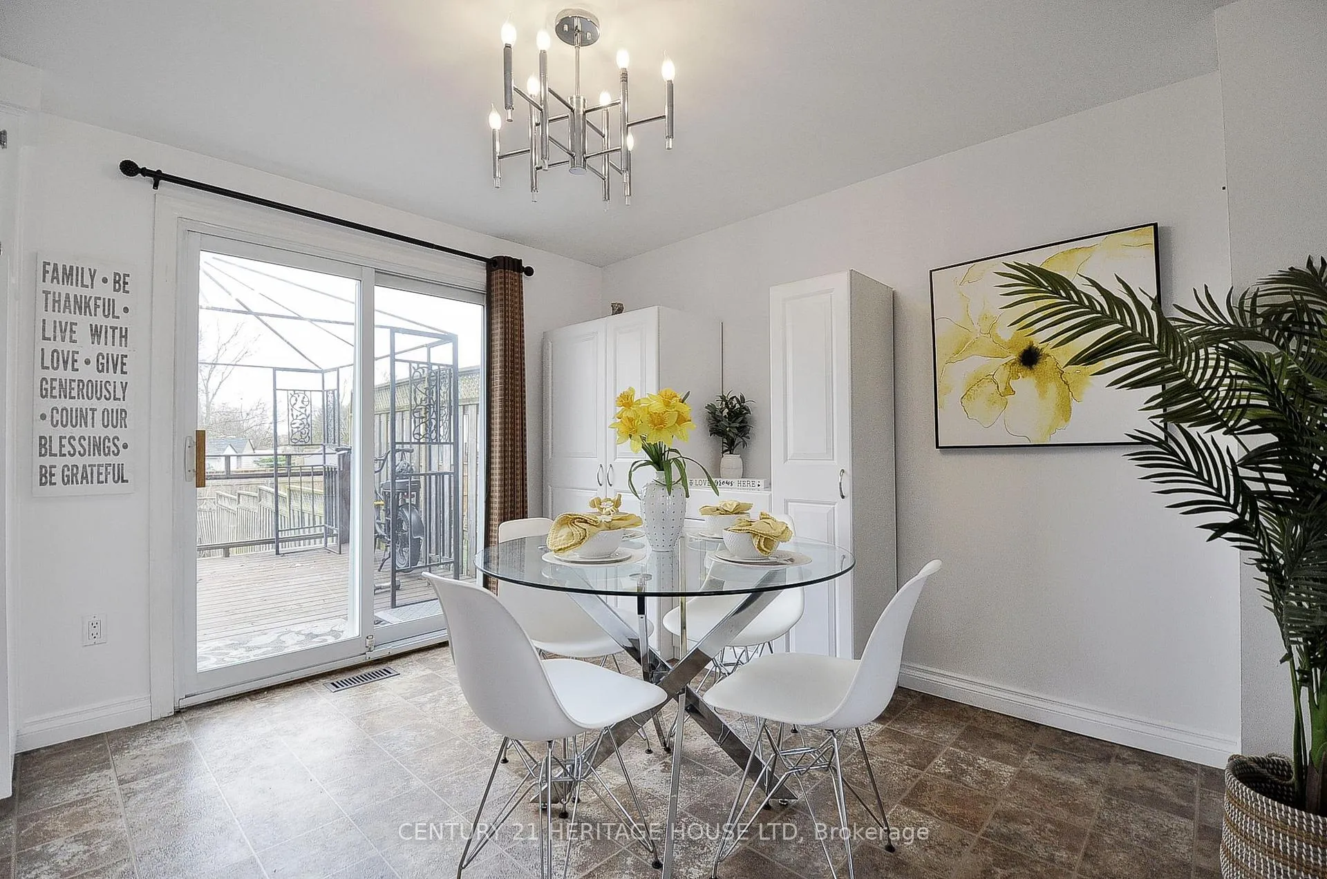 Photo 9 of 471 Strasburg Road, Kitchener, Alpine — HOMEH