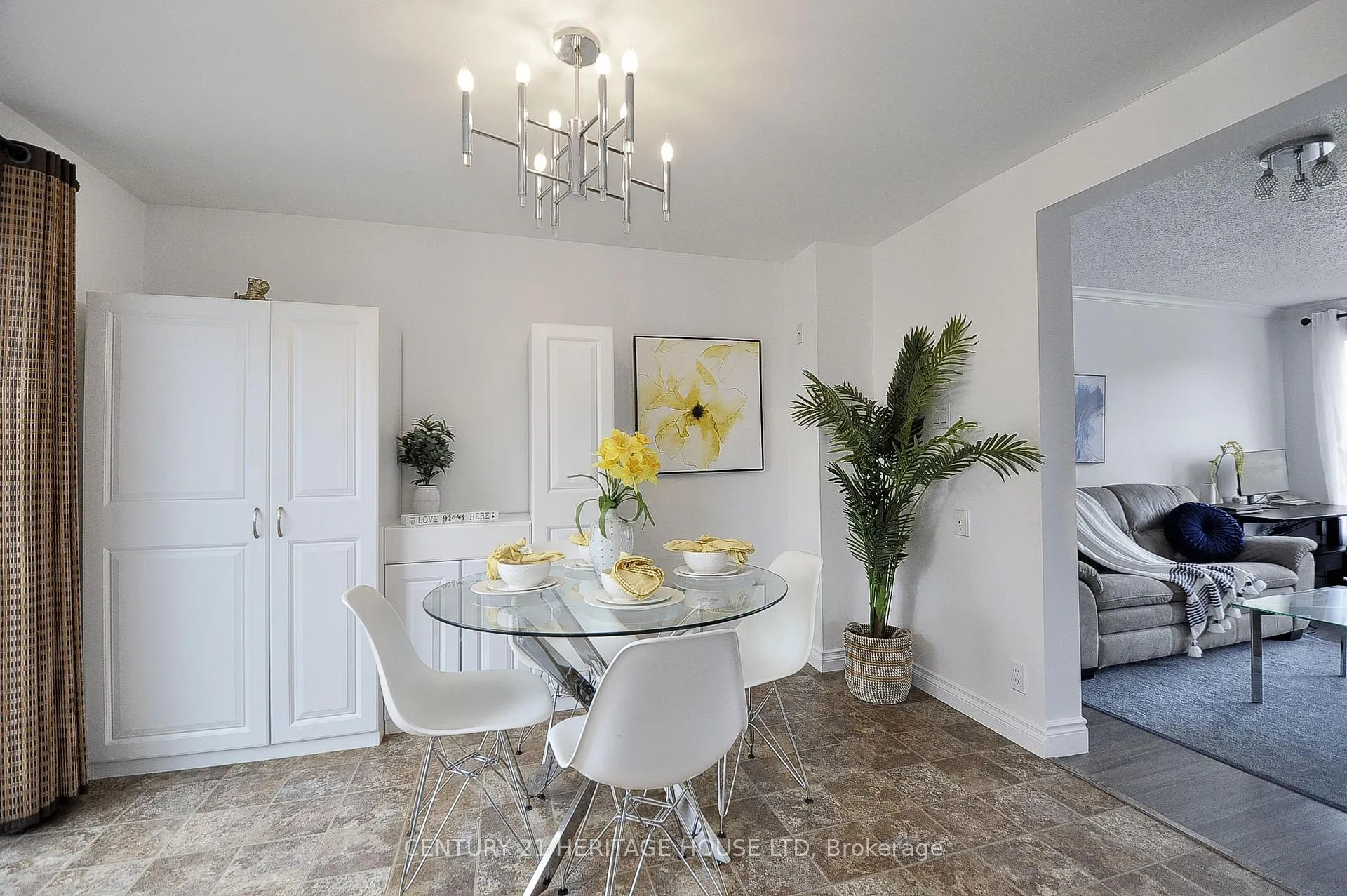 Photo 11 of 471 Strasburg Road, Kitchener, Alpine — HOMEH