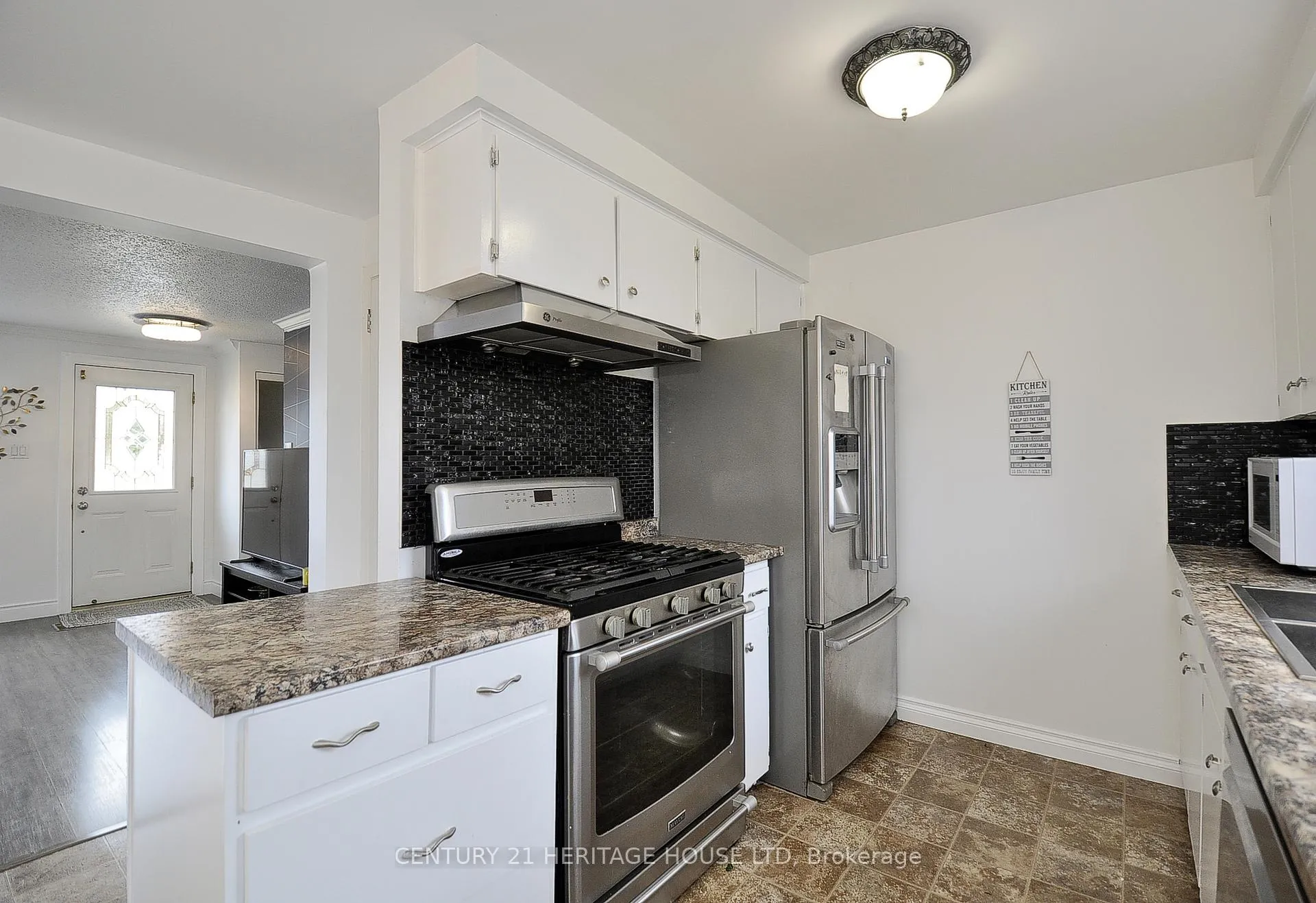 Photo 13 of 471 Strasburg Road, Kitchener, Alpine — HOMEH