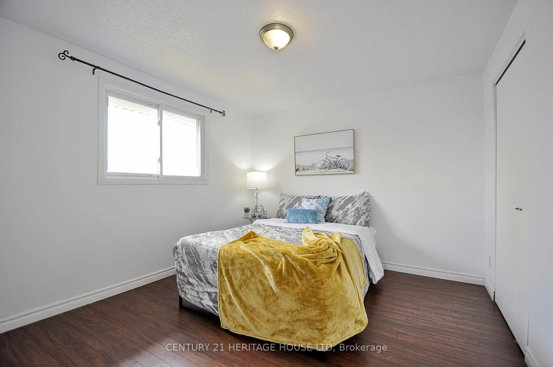 Photo 18 of 471 Strasburg Road, Kitchener, Alpine — HOMEH