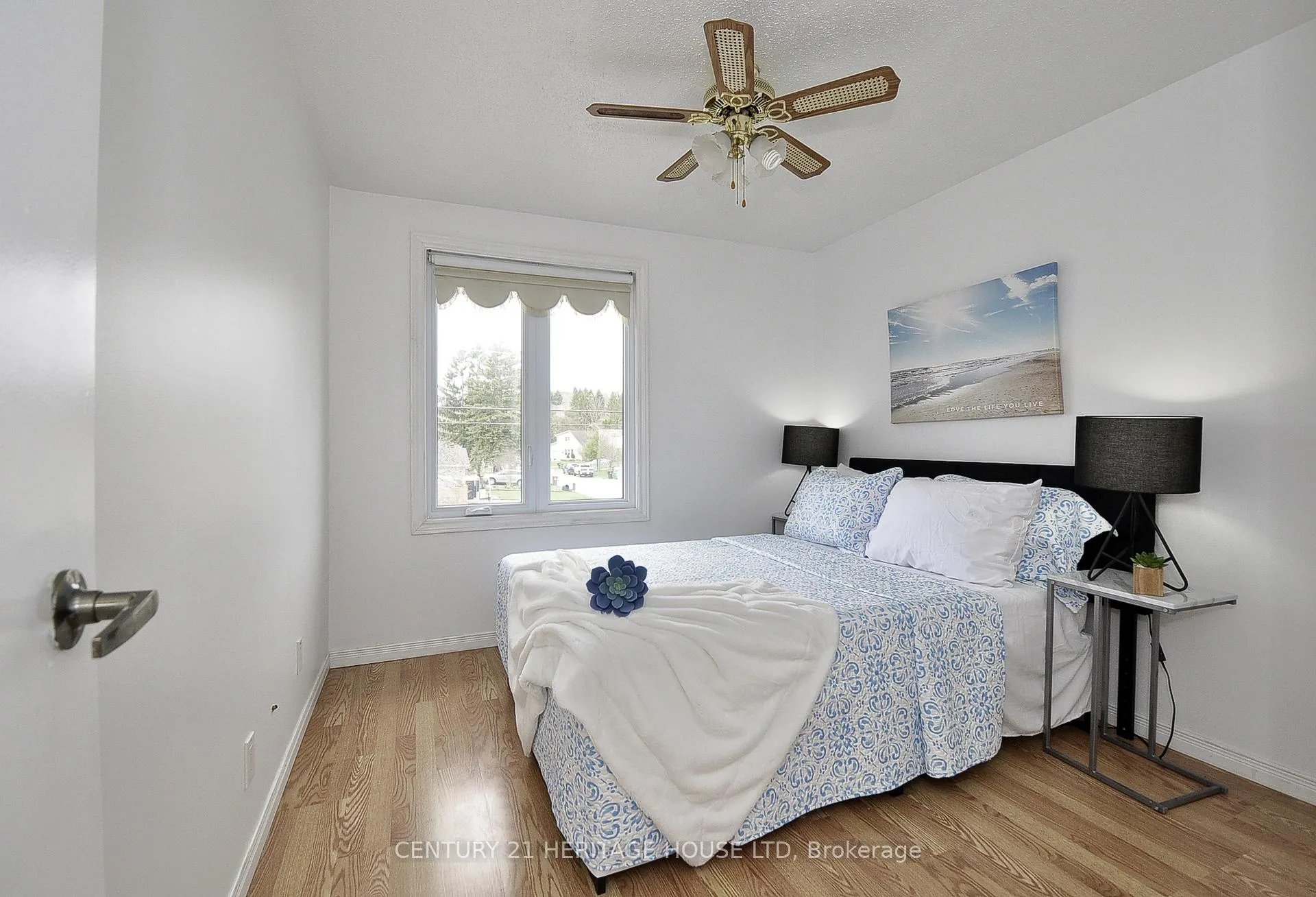 Photo 20 of 471 Strasburg Road, Kitchener, Alpine — HOMEH