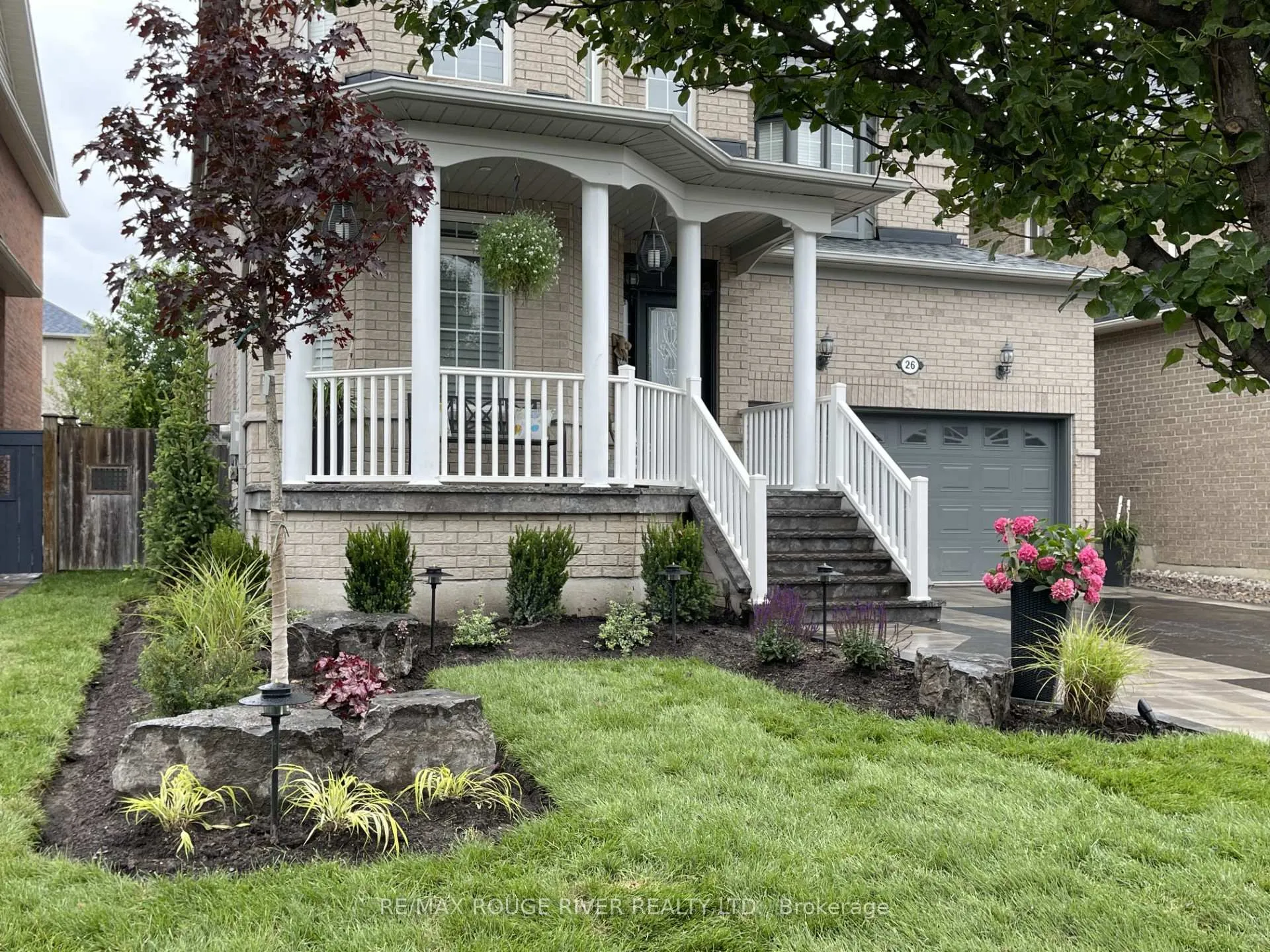 Photo 3 of 26 Corsham Drive, Whitby, Brooklin — HOMEH