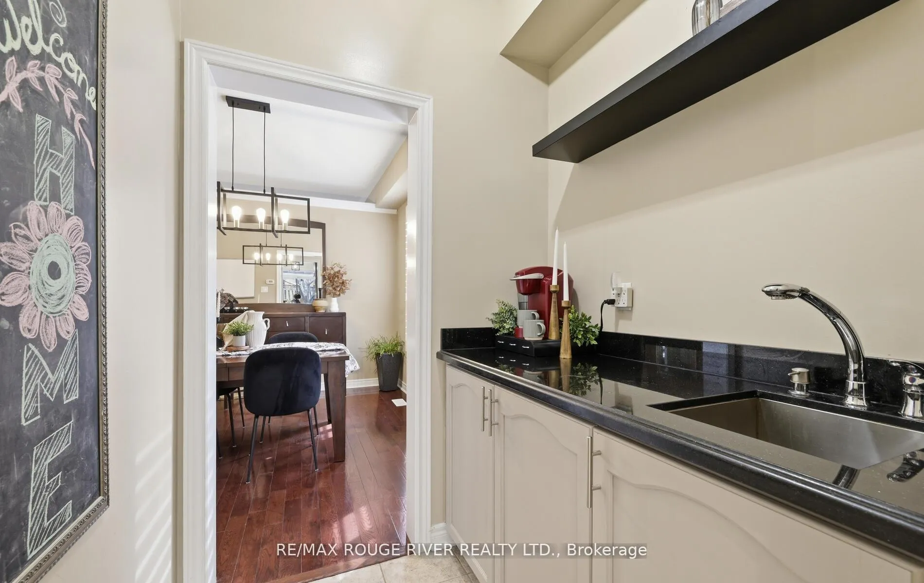 Photo 8 of 26 Corsham Drive, Whitby, Brooklin — HOMEH