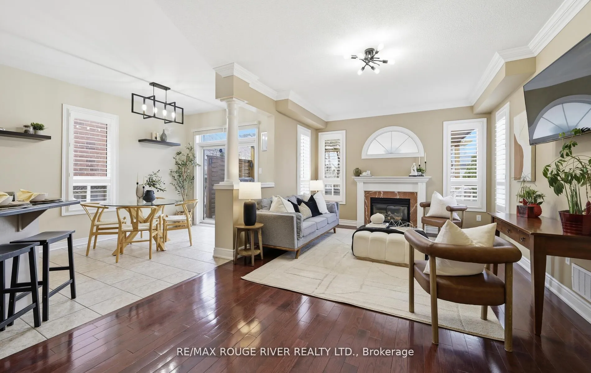 Photo 15 of 26 Corsham Drive, Whitby, Brooklin — HOMEH