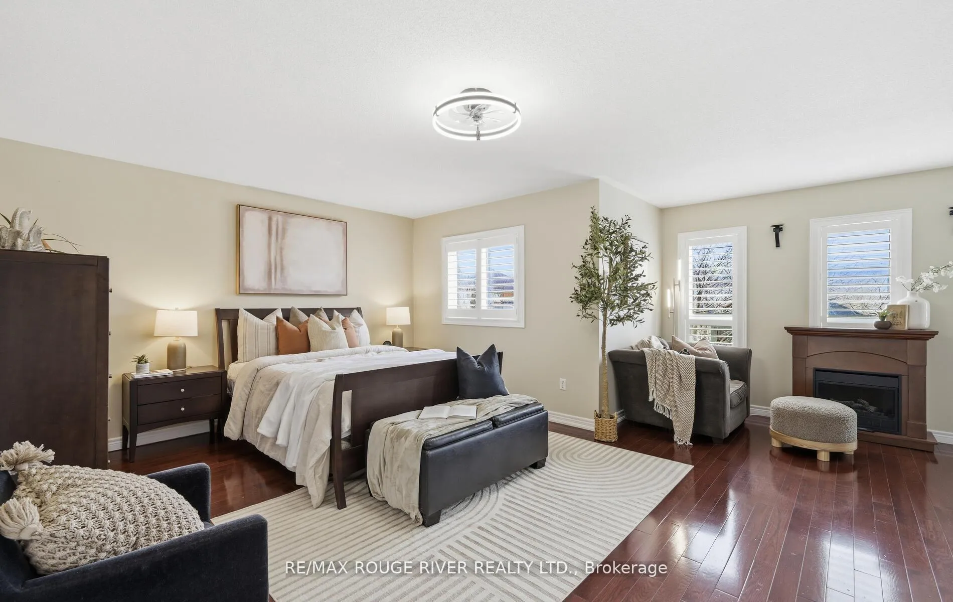Photo 21 of 26 Corsham Drive, Whitby, Brooklin — HOMEH