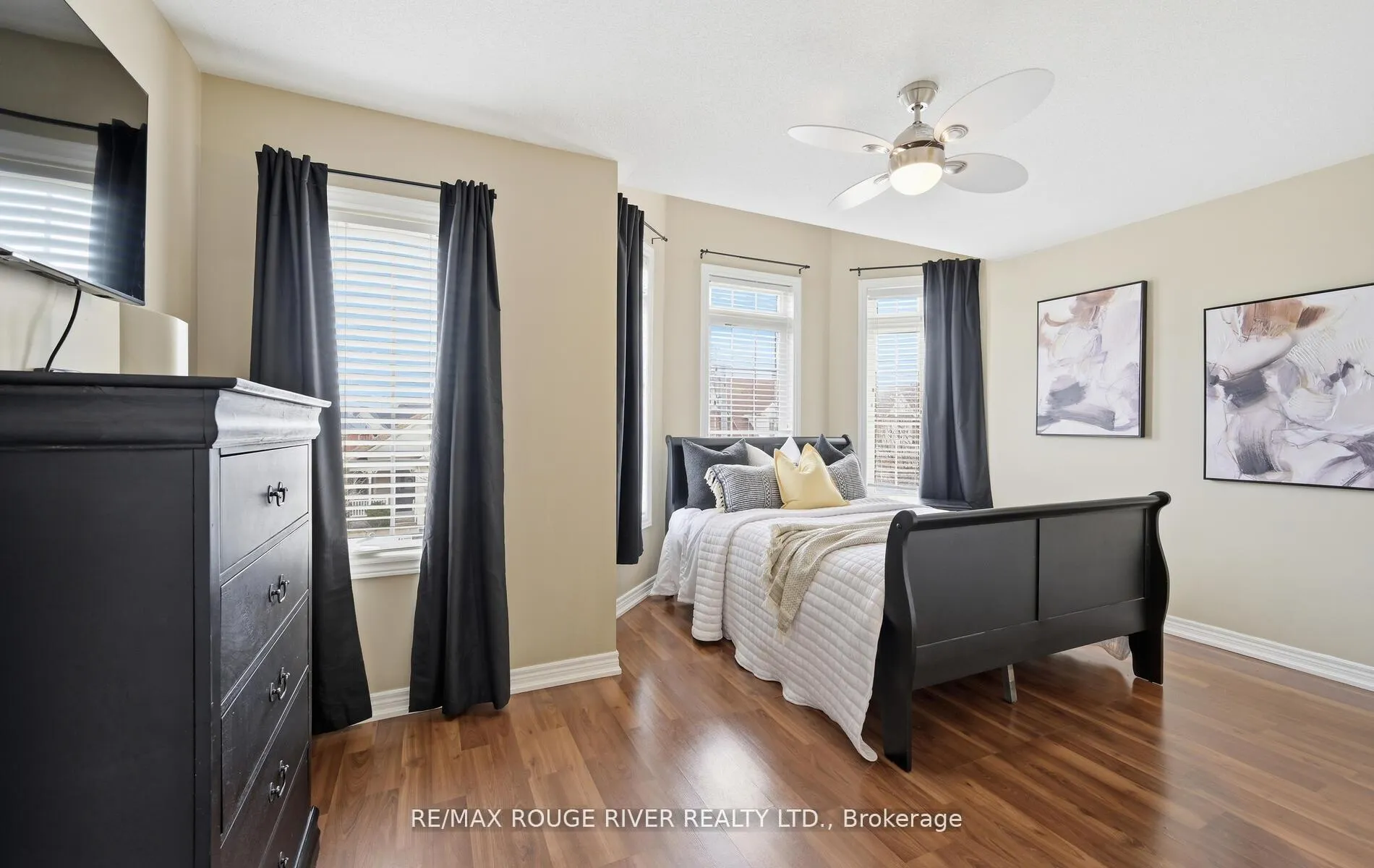 Photo 30 of 26 Corsham Drive, Whitby, Brooklin — HOMEH