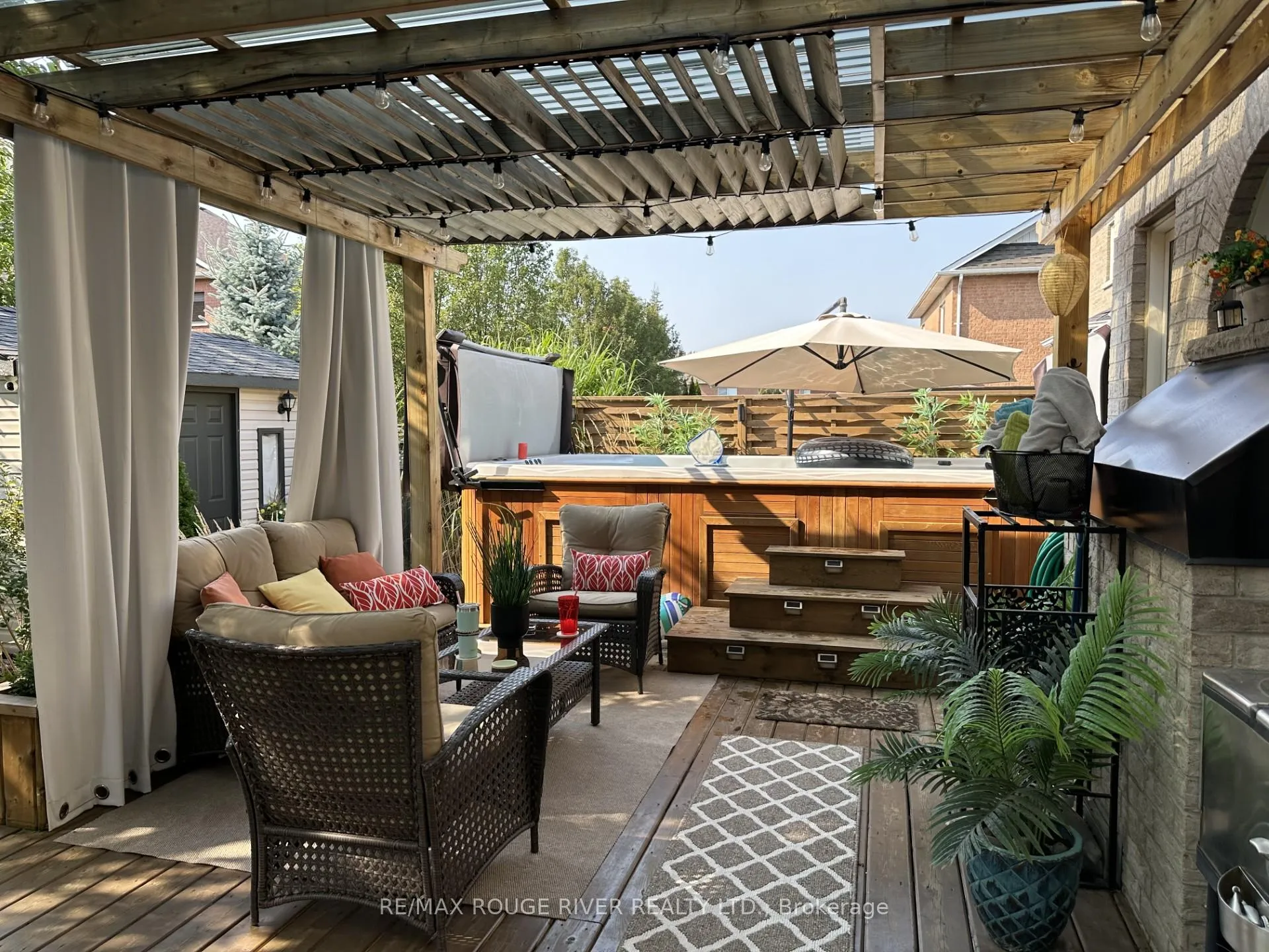 Photo 44 of 26 Corsham Drive, Whitby, Brooklin — HOMEH