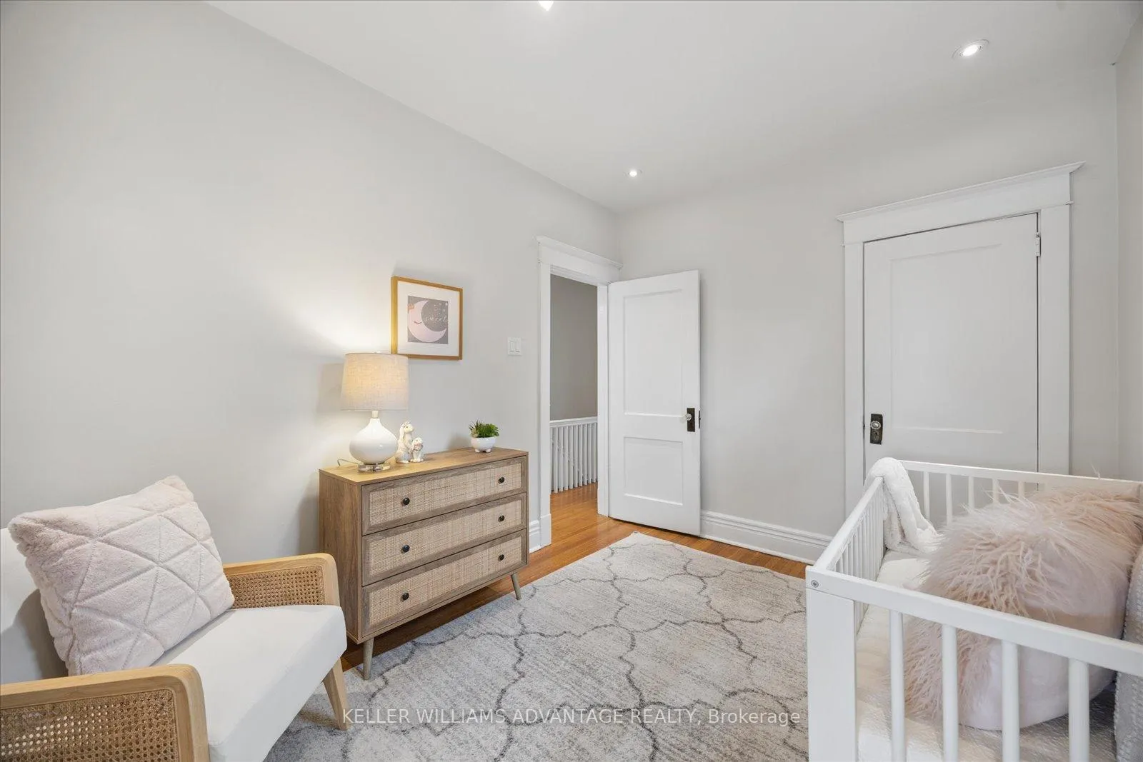 Photo 25 of 274 Waverley Road, Toronto, The Beaches — HOMEH