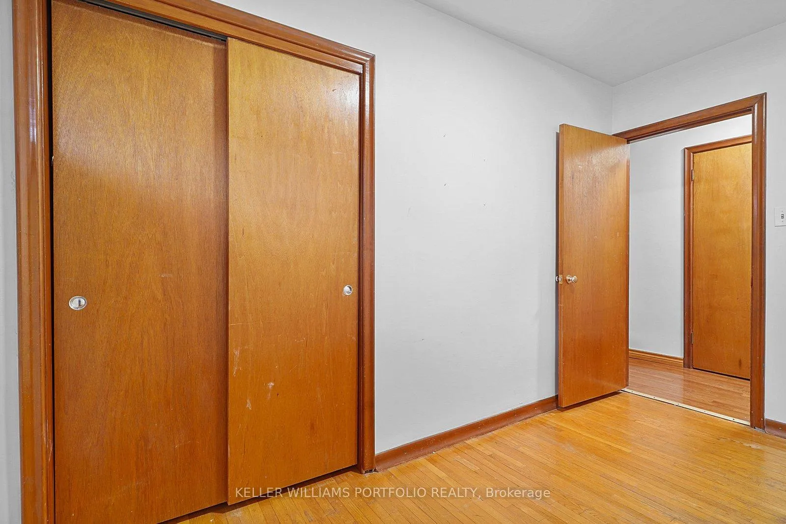 Photo 17 of 68 Athabasca Street, Oshawa, Donevan — HOMEH