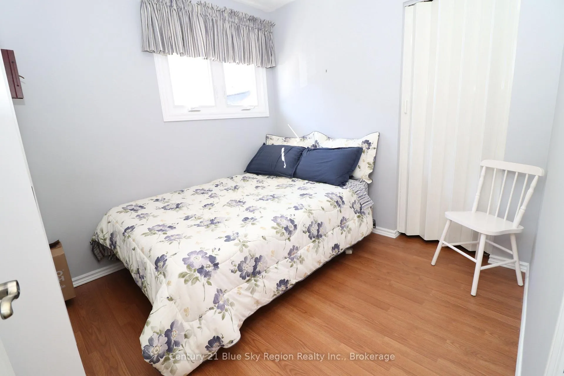 Photo 15 of 85 Whitney Avenue, North Bay, Ferris — HOMEH