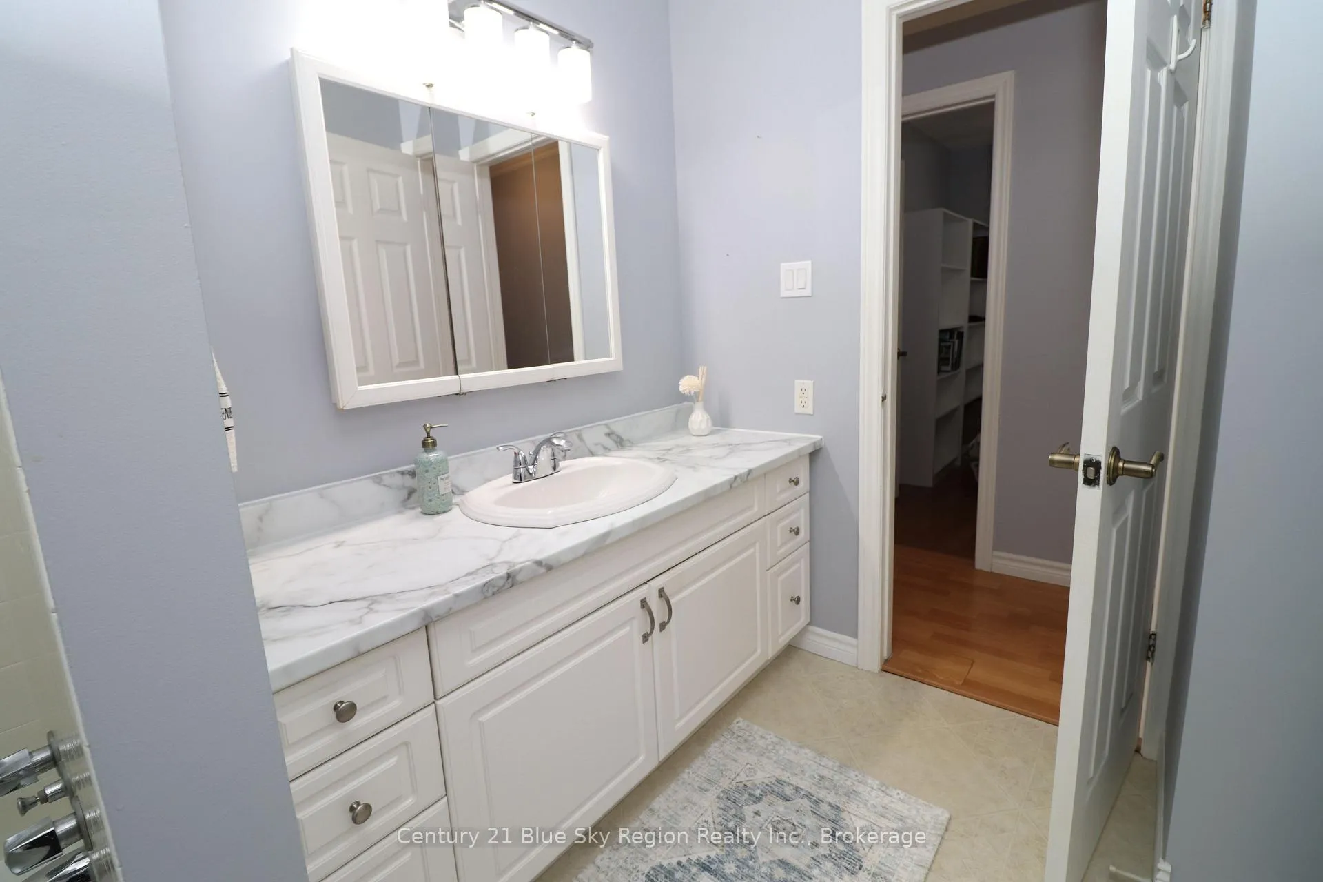 Photo 16 of 85 Whitney Avenue, North Bay, Ferris — HOMEH