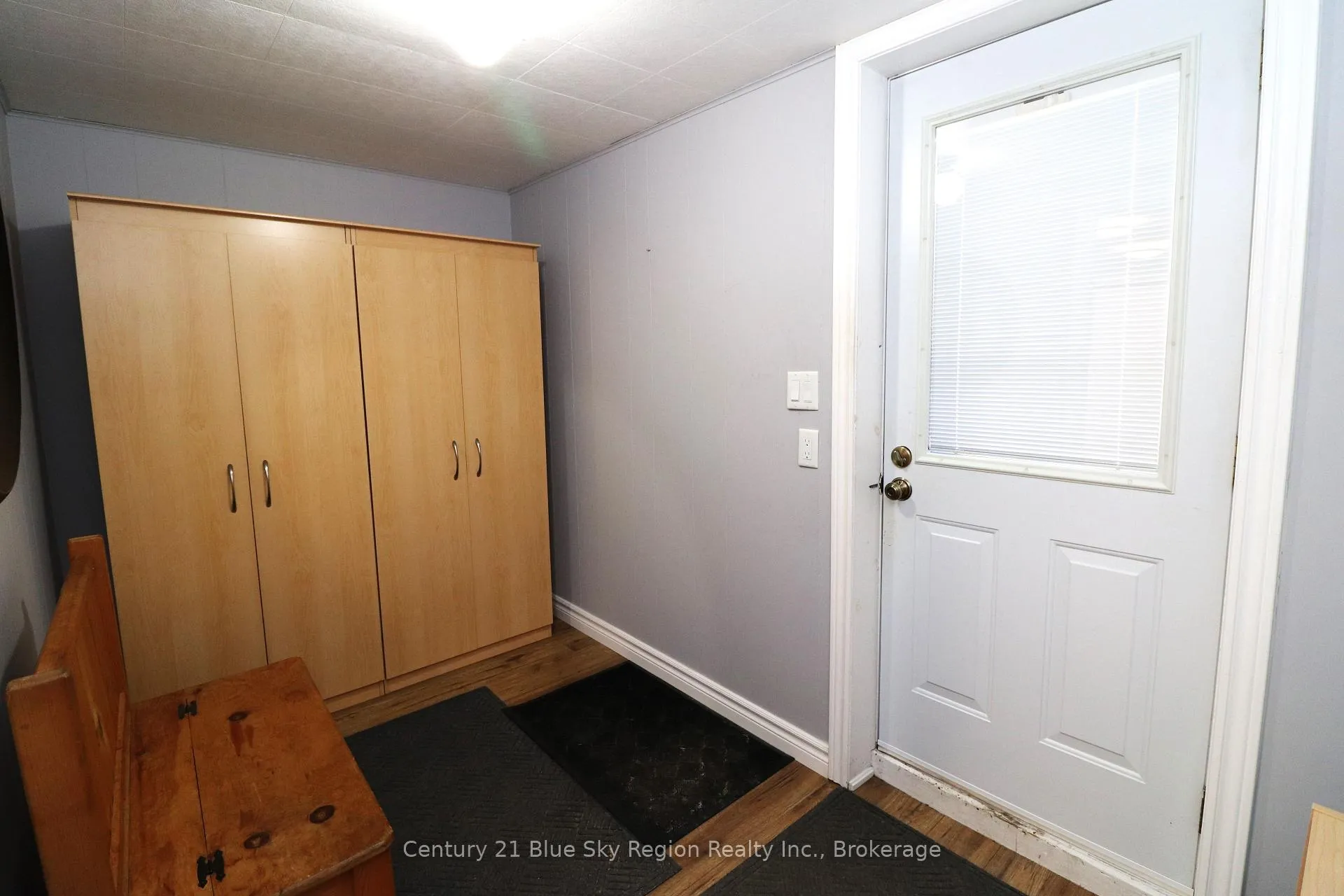 Photo 38 of 85 Whitney Avenue, North Bay, Ferris — HOMEH