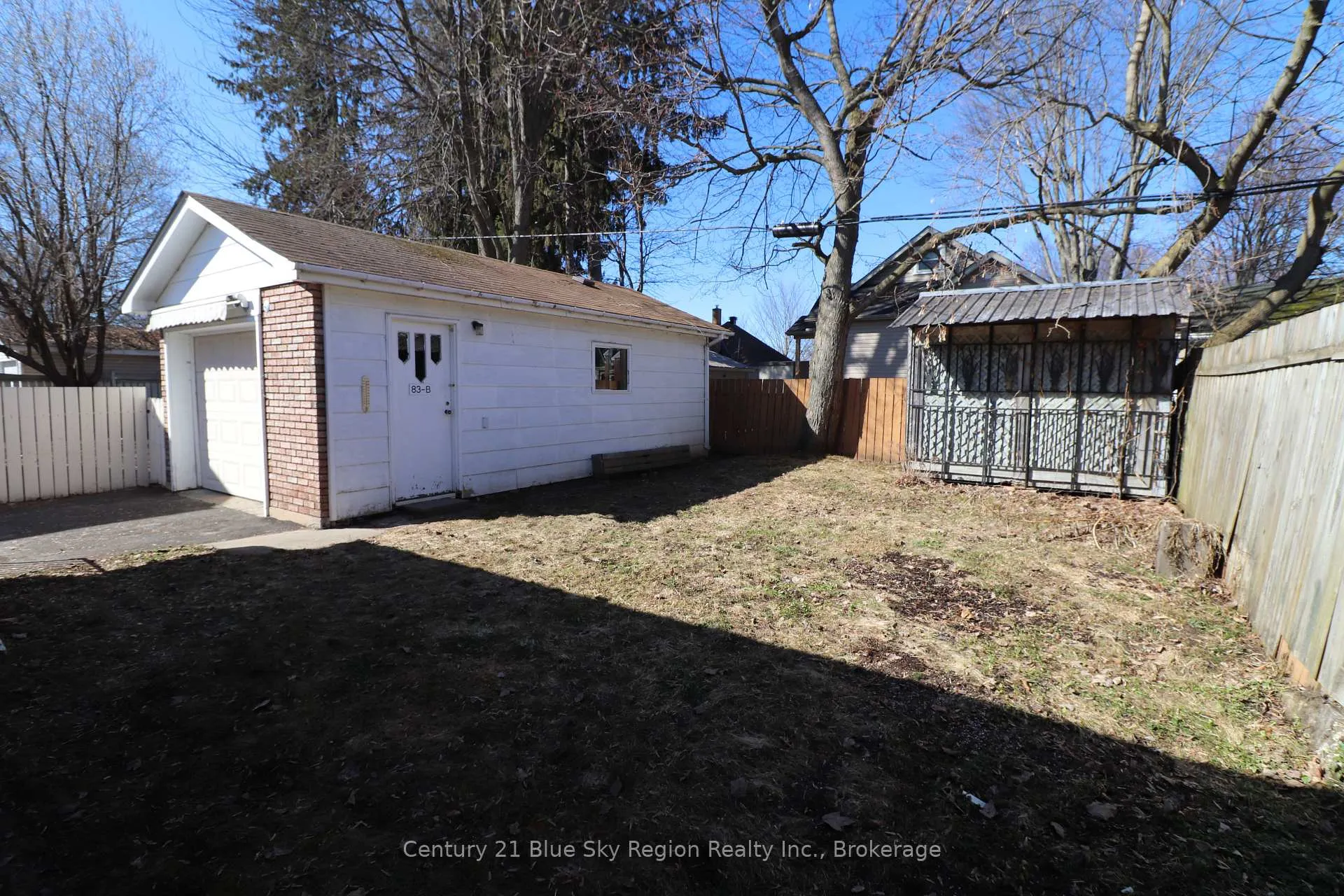 Photo 41 of 85 Whitney Avenue, North Bay, Ferris — HOMEH
