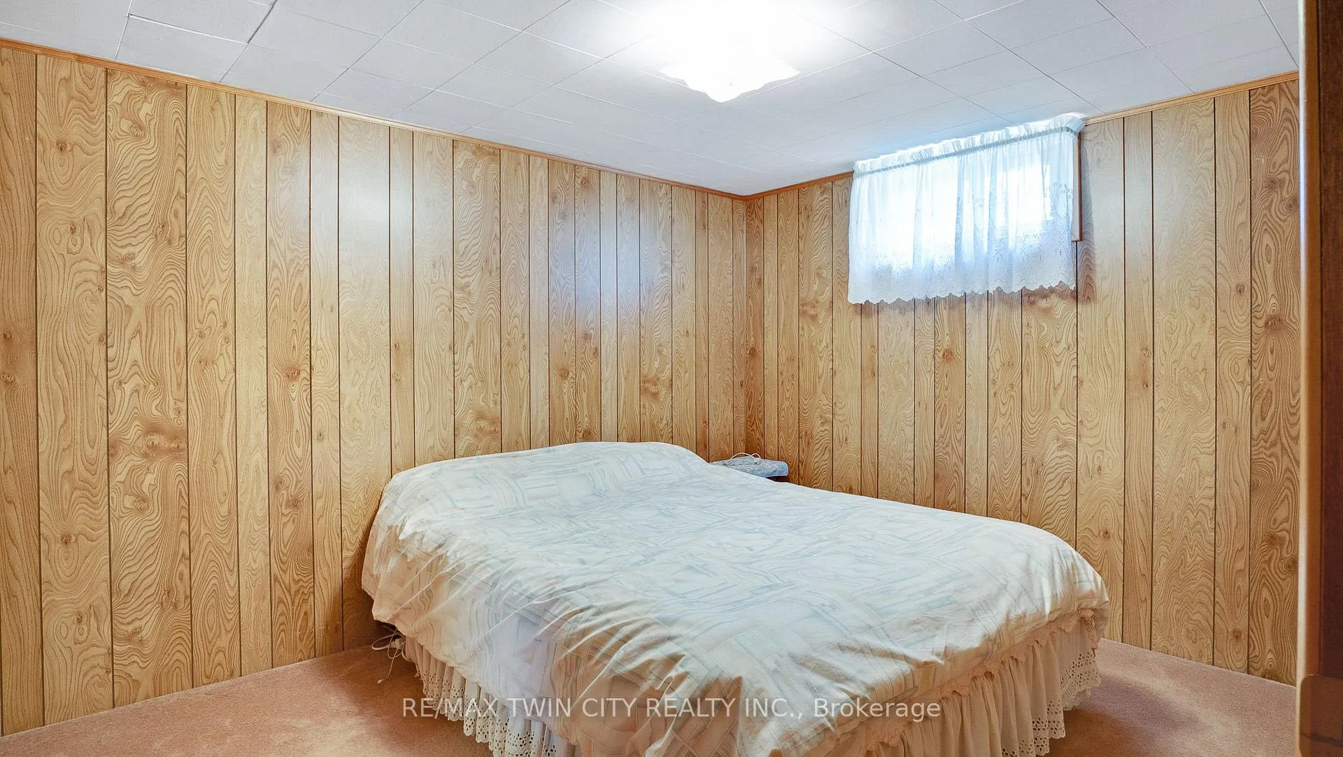 Photo 23 of 159 Elkington Drive, Kitchener — HOMEH