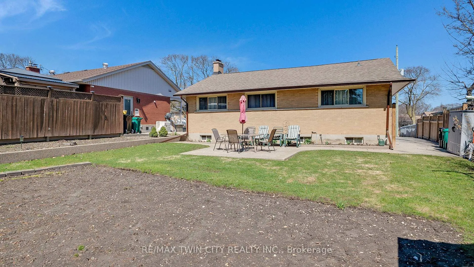 Photo 28 of 159 Elkington Drive, Kitchener — HOMEH