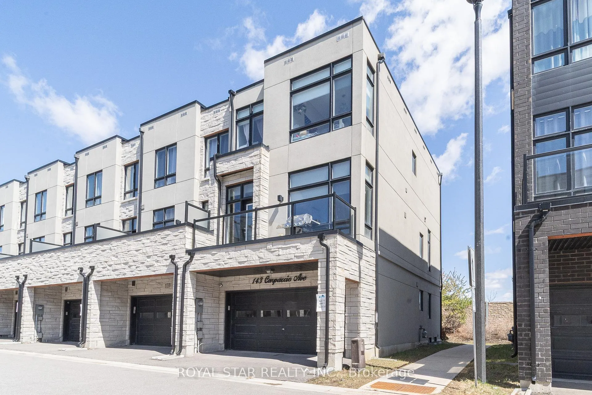 Photo 2 of 143 Carpaccio Avenue, Vaughan, Vellore Village — HOMEH