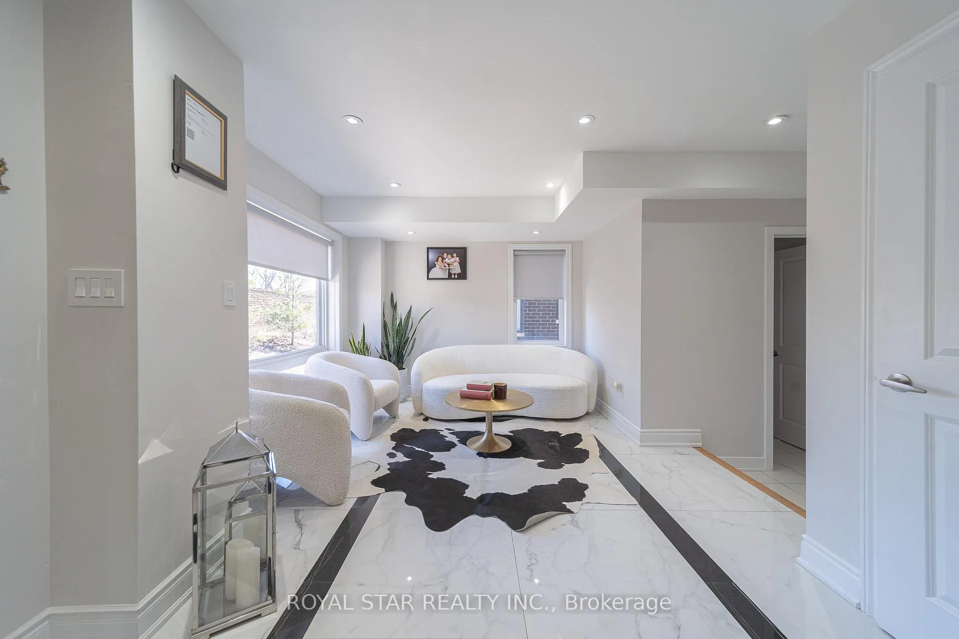 Photo 5 of 143 Carpaccio Avenue, Vaughan, Vellore Village — HOMEH