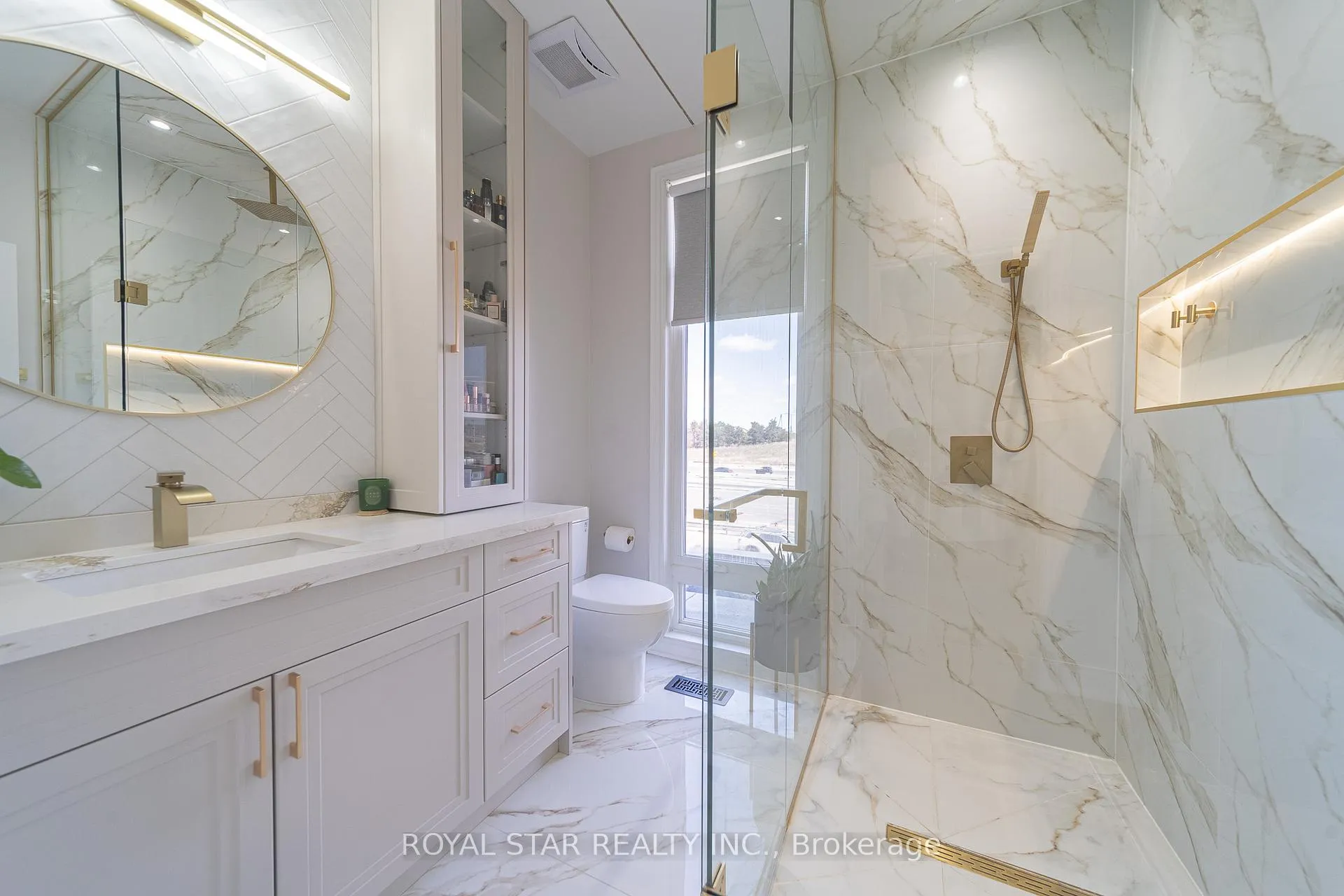 Photo 33 of 143 Carpaccio Avenue, Vaughan, Vellore Village — HOMEH