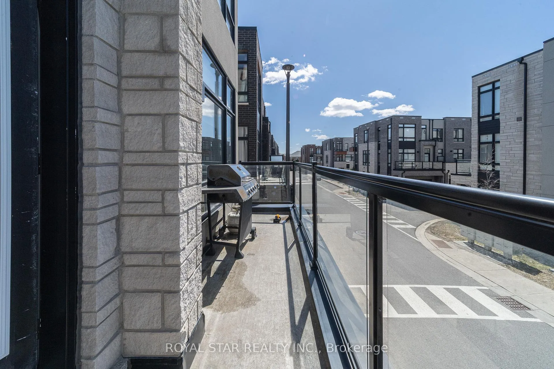 Photo 37 of 143 Carpaccio Avenue, Vaughan, Vellore Village — HOMEH