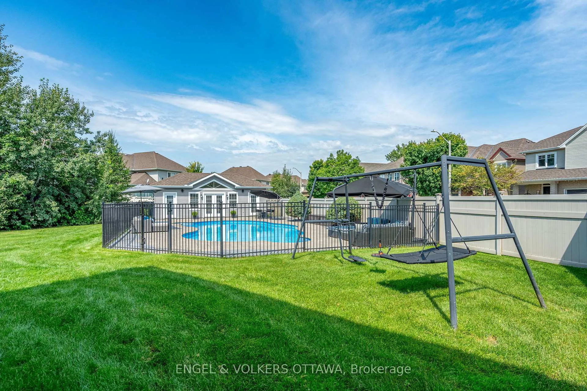 Photo 7 of 517 Golden Sedge Way, Ottawa, Blossom Park/Kemp Park/Findlay Creek — HOMEH