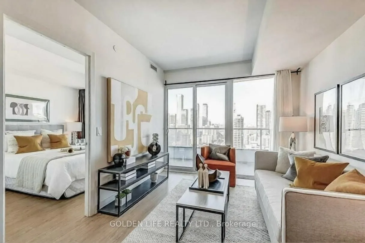 Photo 5 of Unit 3310, 85 Wood Street, Toronto, Church-Yonge Corridor — HOMEH