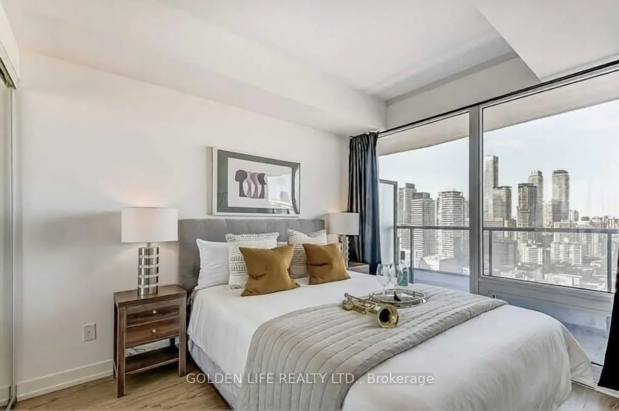 Photo 8 of Unit 3310, 85 Wood Street, Toronto, Church-Yonge Corridor — HOMEH