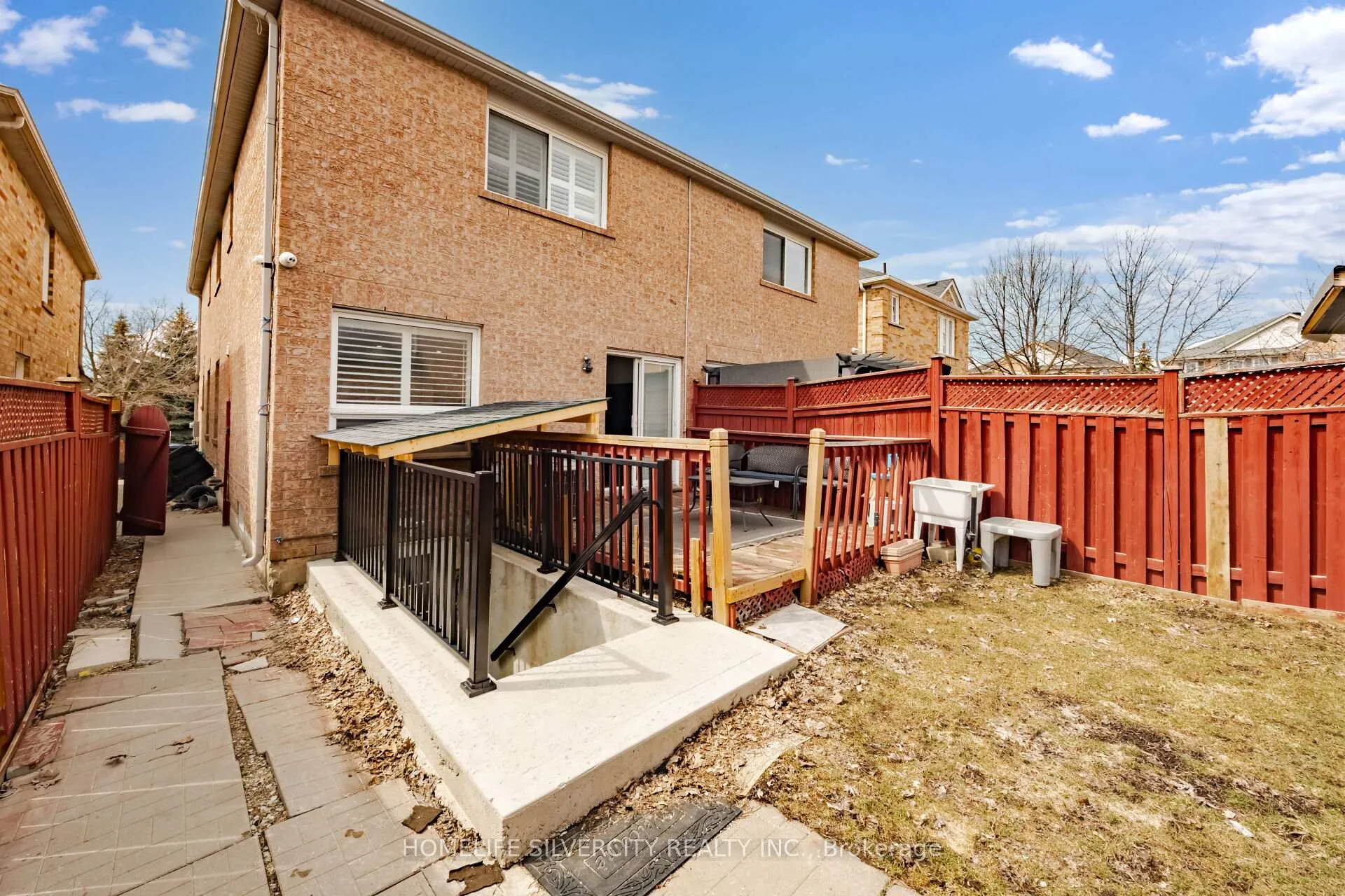 Photo 48 of 67 Sweet Clover Crescent, Brampton, Sandringham-Wellington — HOMEH