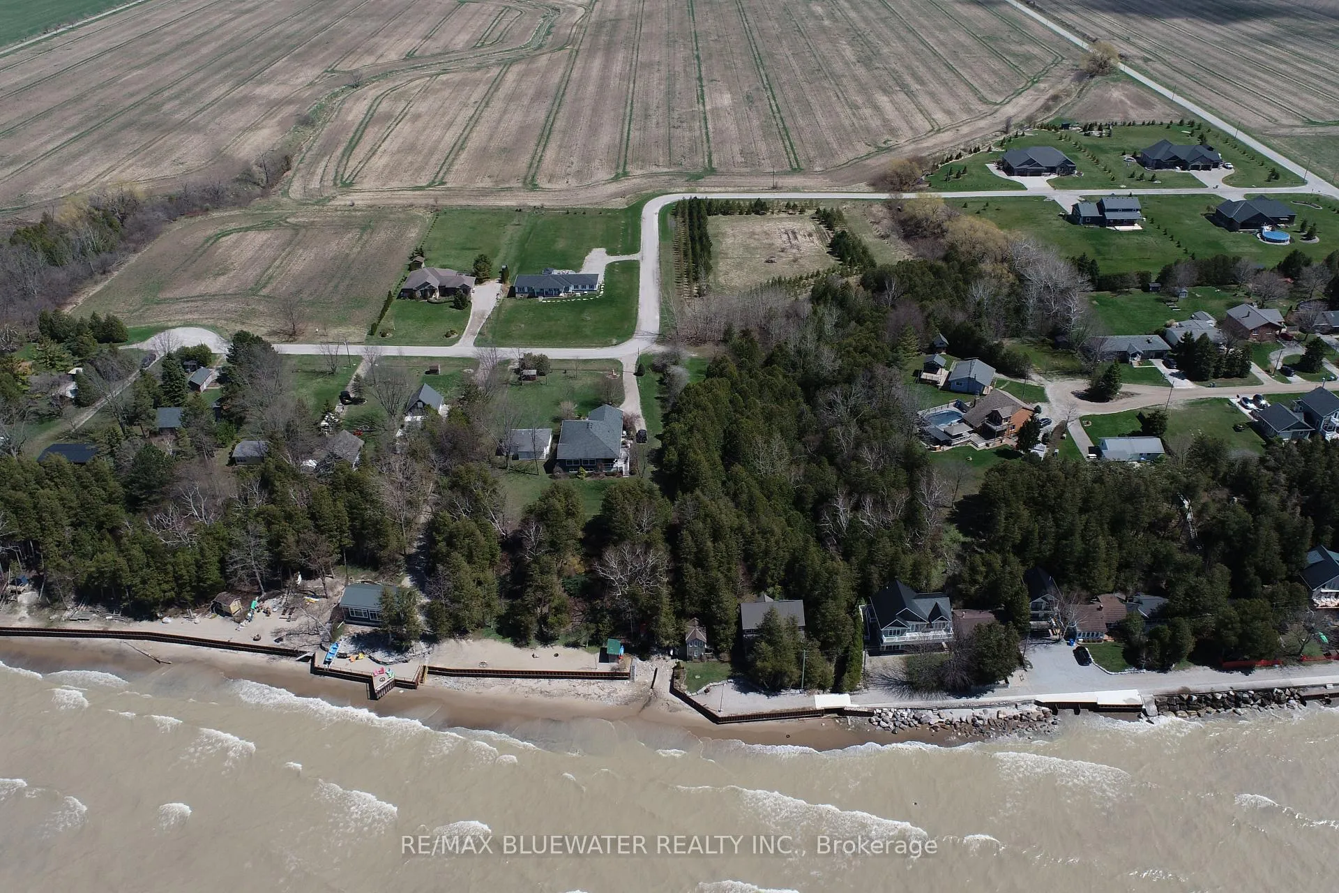 Photo 2 of 73617 Laporte Street, Bluewater, Stanley — HOMEH