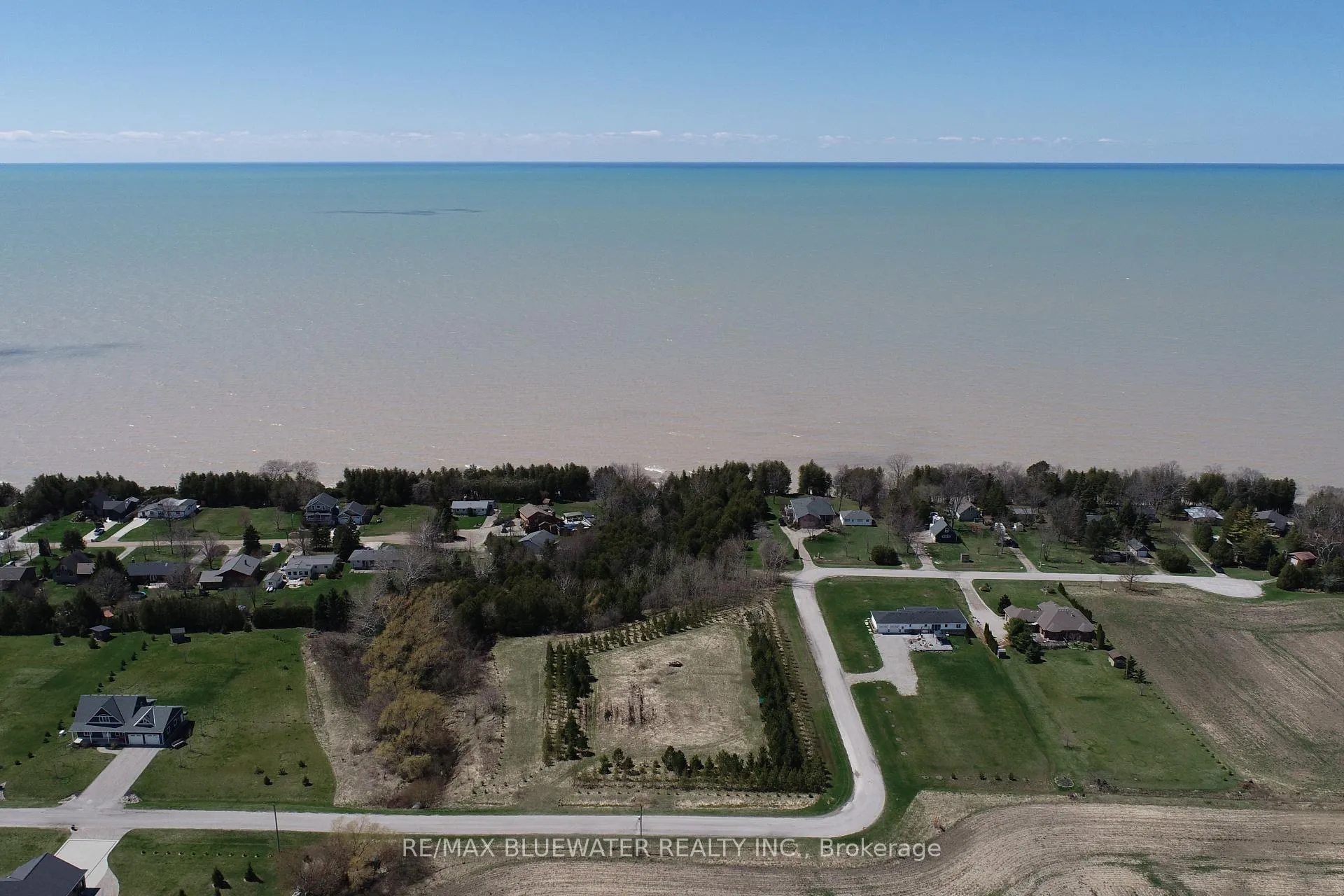 Photo 3 of 73617 Laporte Street, Bluewater, Stanley — HOMEH