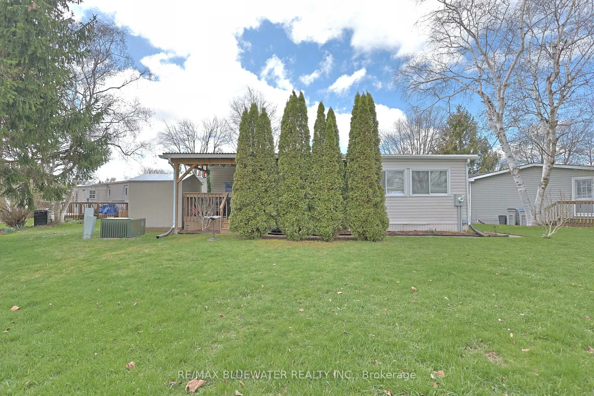 Photo 28 of 206 Biltmore Drive, South Huron, Stephen — HOMEH