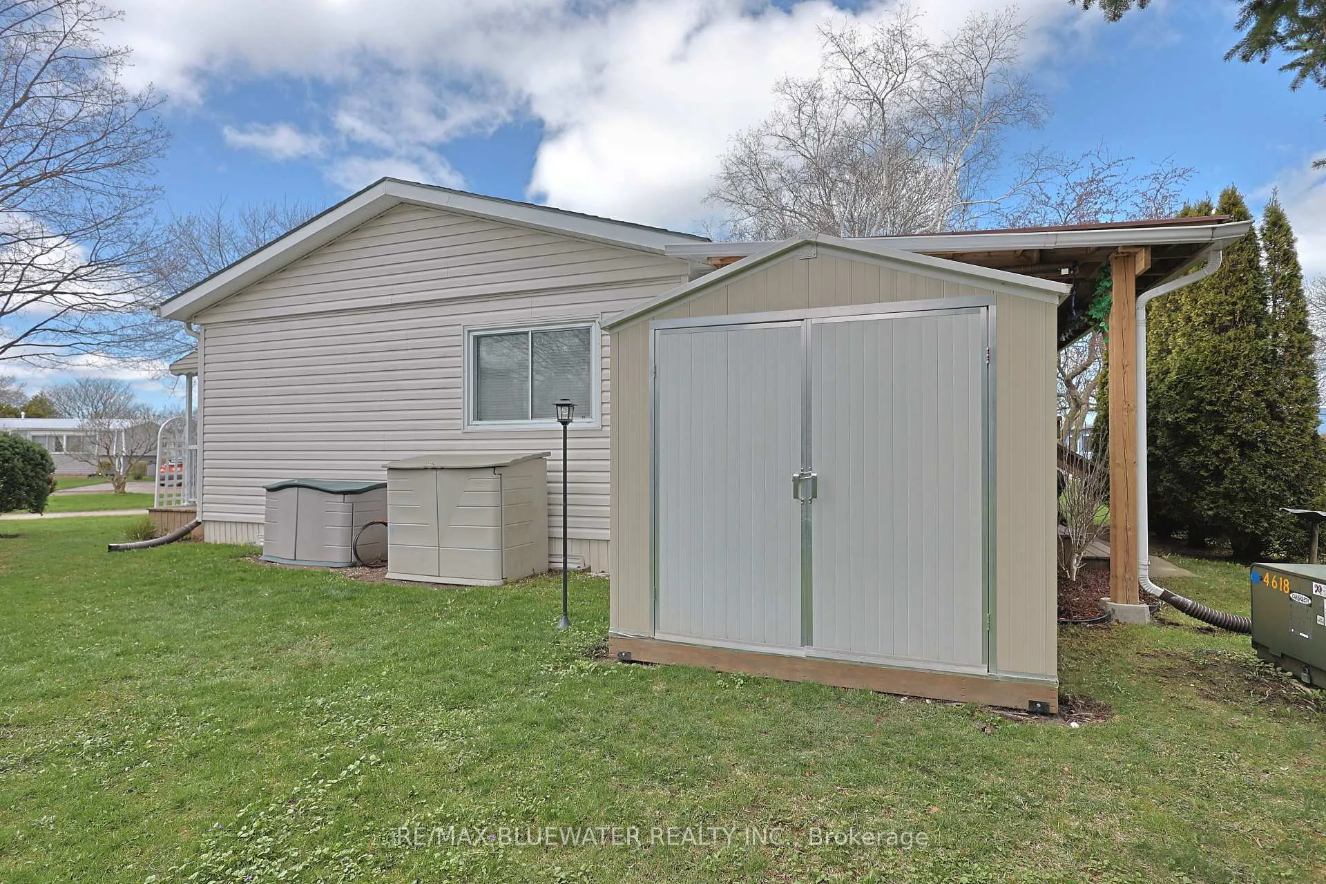 Photo 29 of 206 Biltmore Drive, South Huron, Stephen — HOMEH