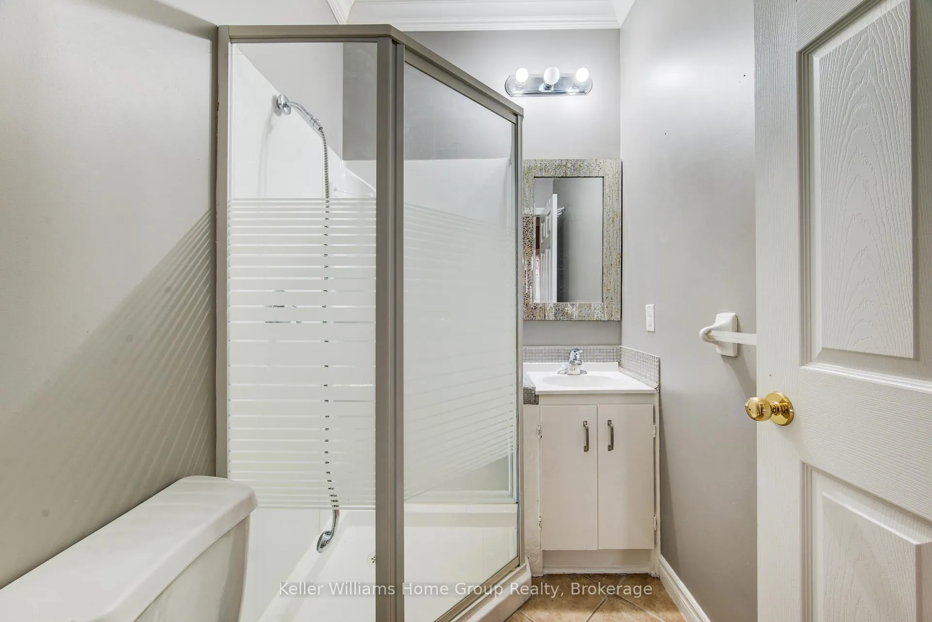 Photo 9 of 8 Price Street, Guelph, Victoria North — HOMEH