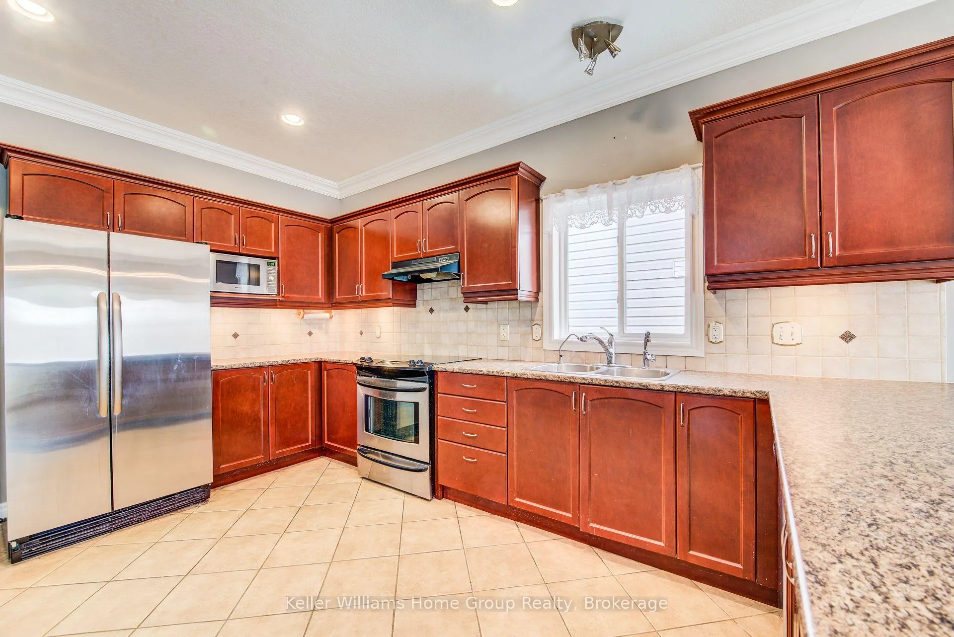 Photo 11 of 8 Price Street, Guelph, Victoria North — HOMEH