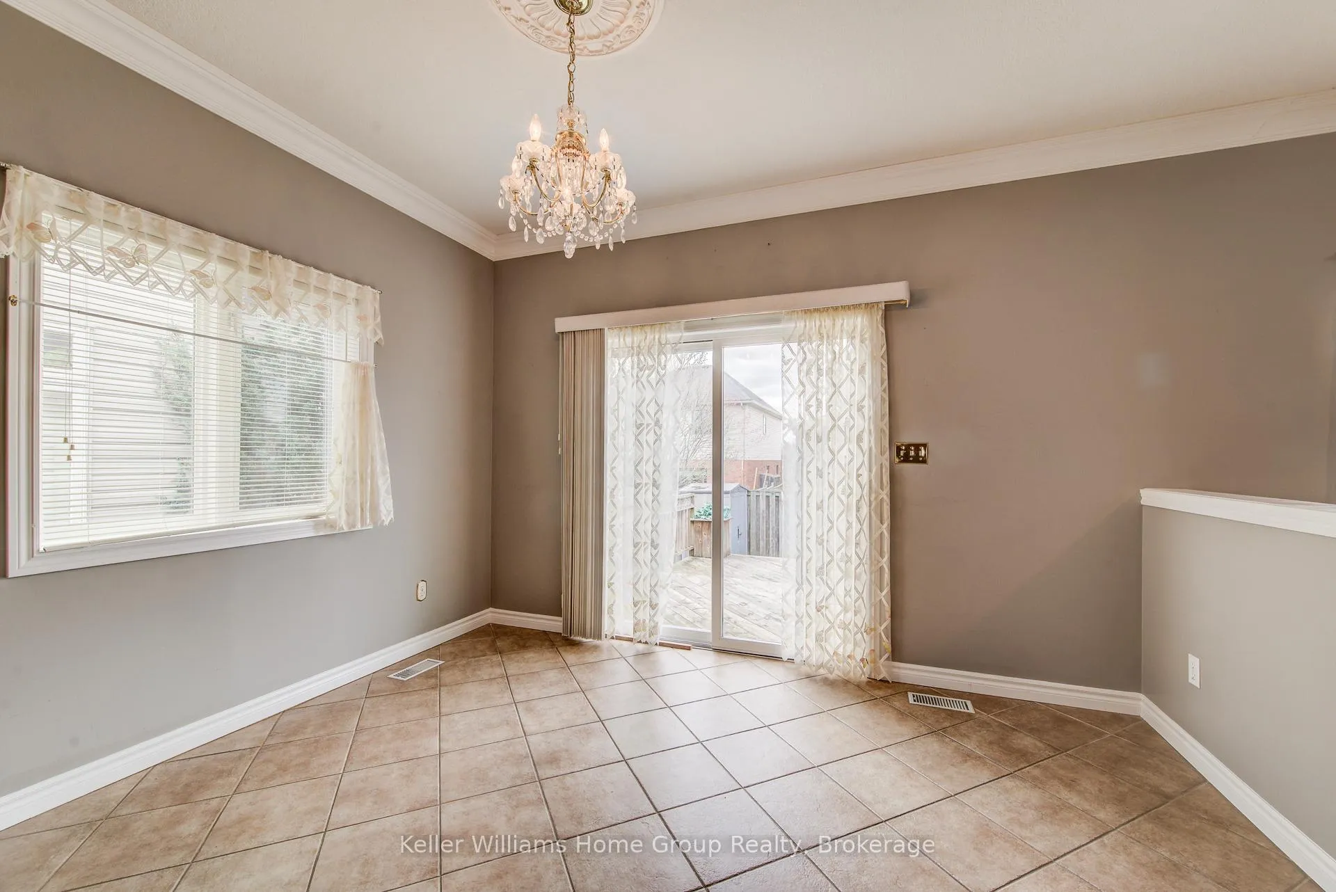 Photo 16 of 8 Price Street, Guelph, Victoria North — HOMEH