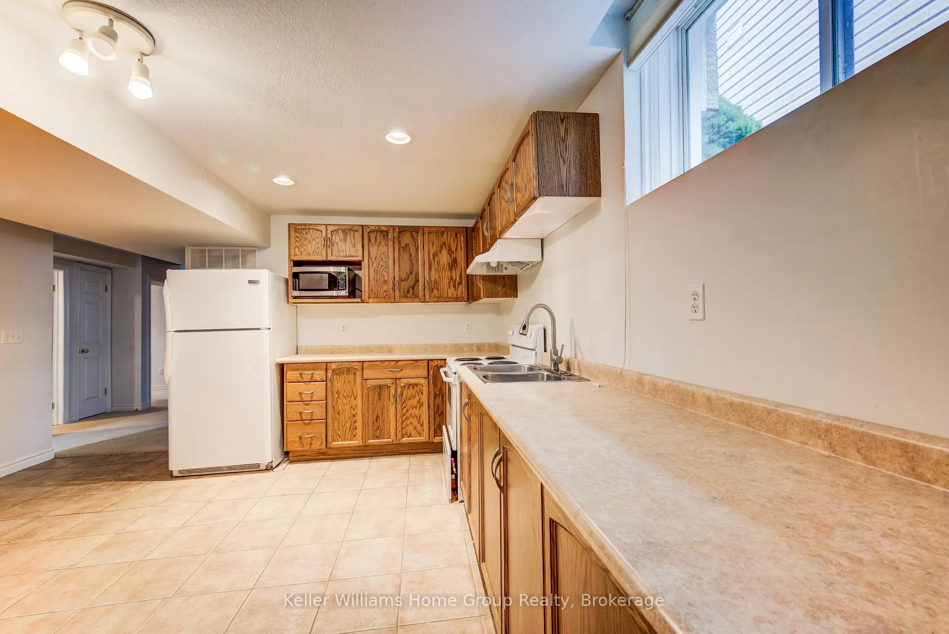 Photo 36 of 8 Price Street, Guelph, Victoria North — HOMEH