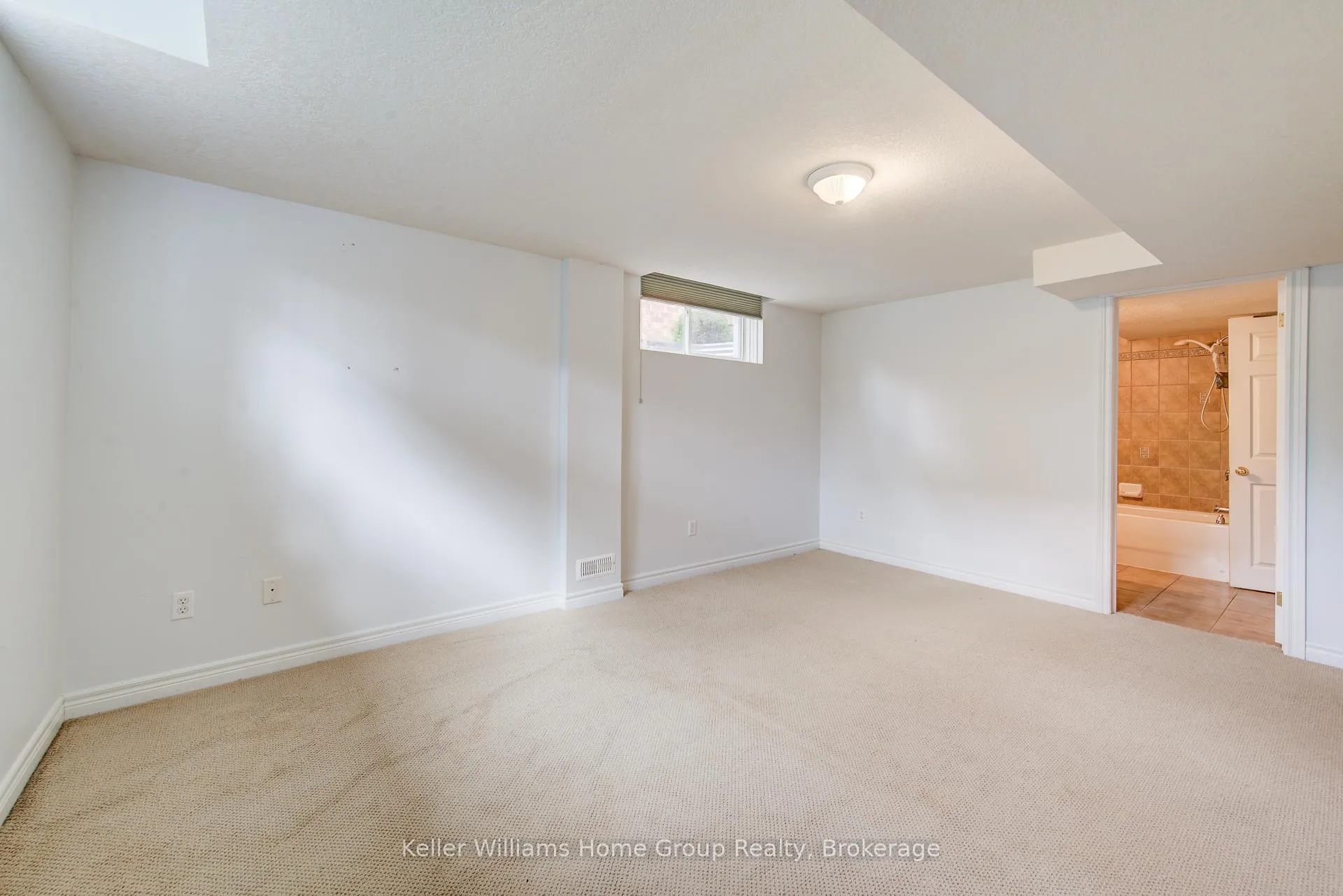 Photo 41 of 8 Price Street, Guelph, Victoria North — HOMEH