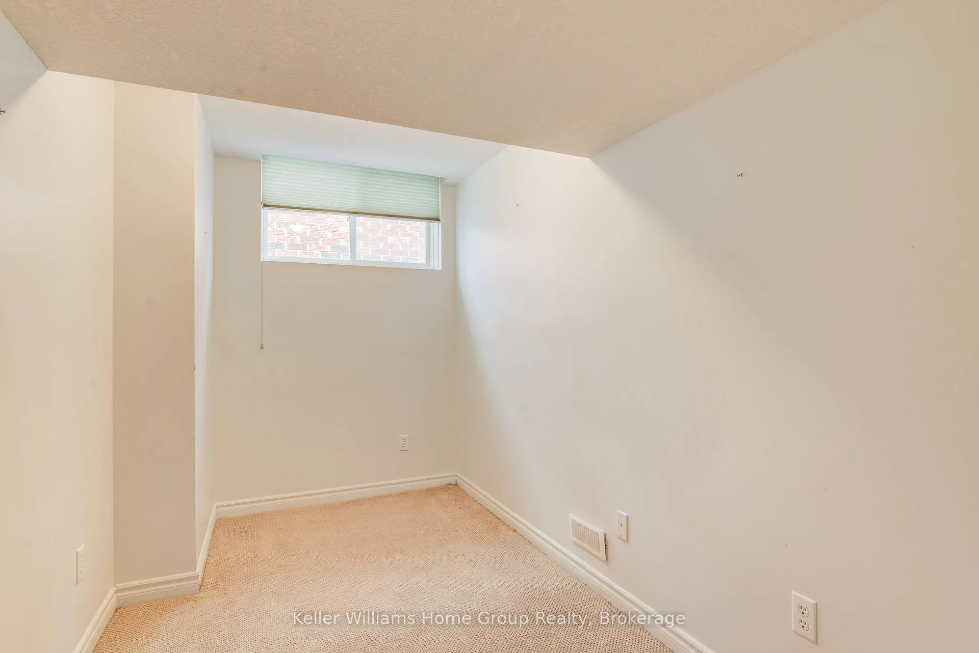 Photo 44 of 8 Price Street, Guelph, Victoria North — HOMEH