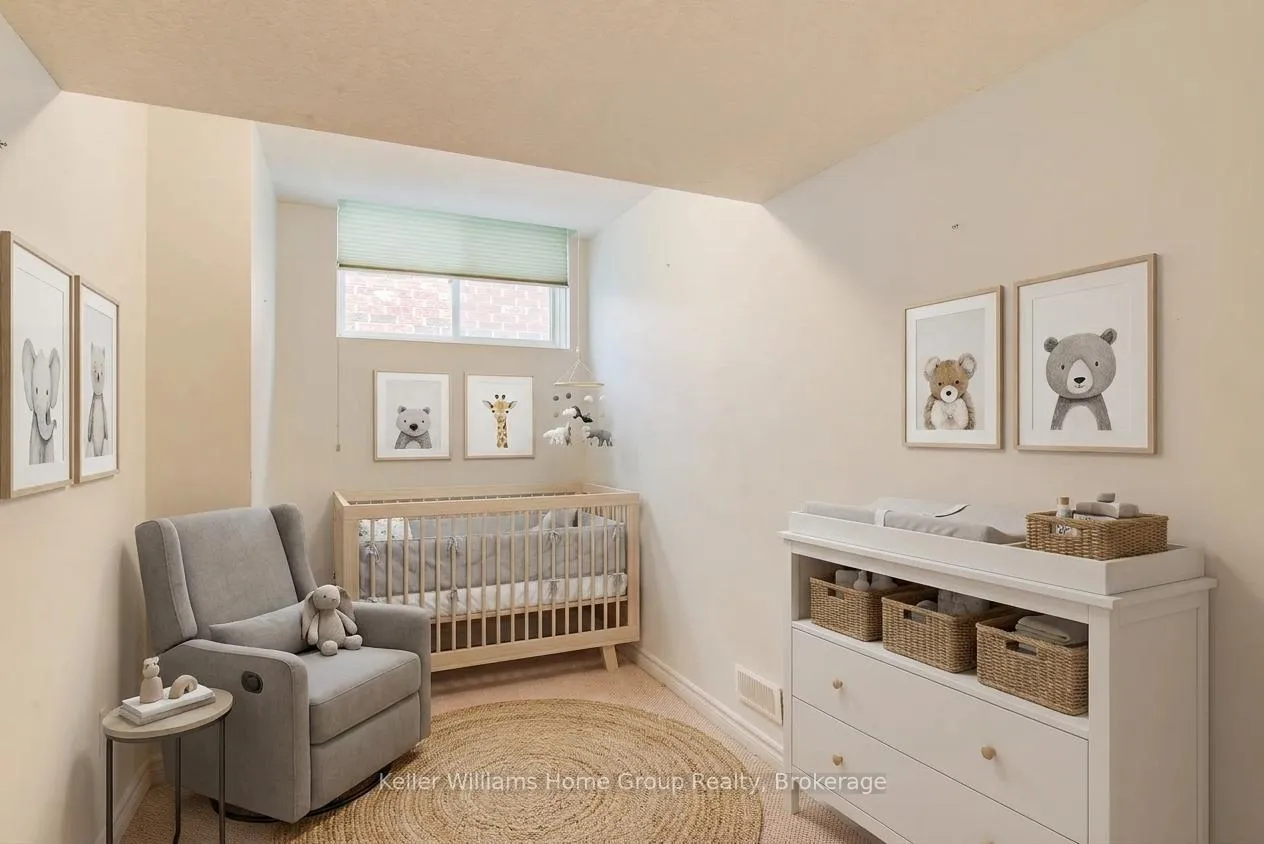 Photo 45 of 8 Price Street, Guelph, Victoria North — HOMEH
