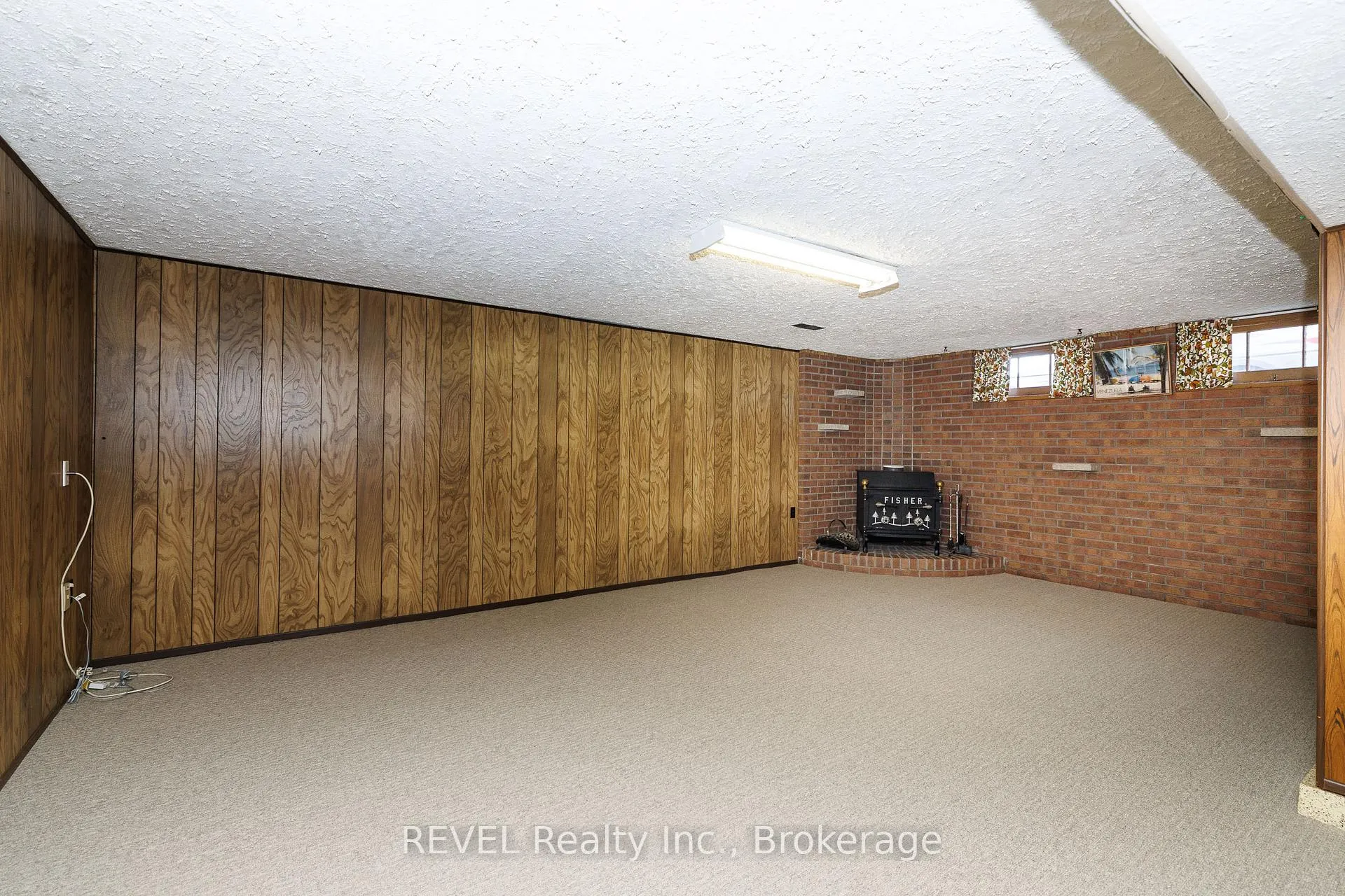 Photo 17 of 394 Grantham Avenue, St. Catharines, Carlton/Bunting — HOMEH