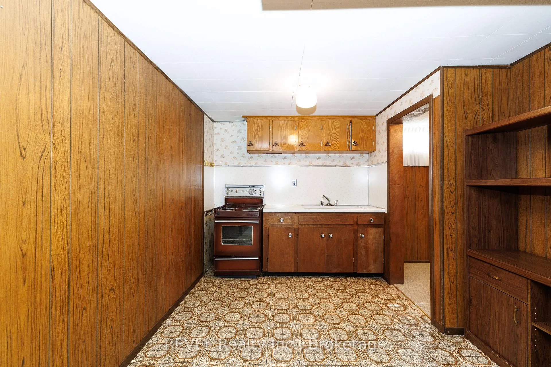 Photo 19 of 394 Grantham Avenue, St. Catharines, Carlton/Bunting — HOMEH