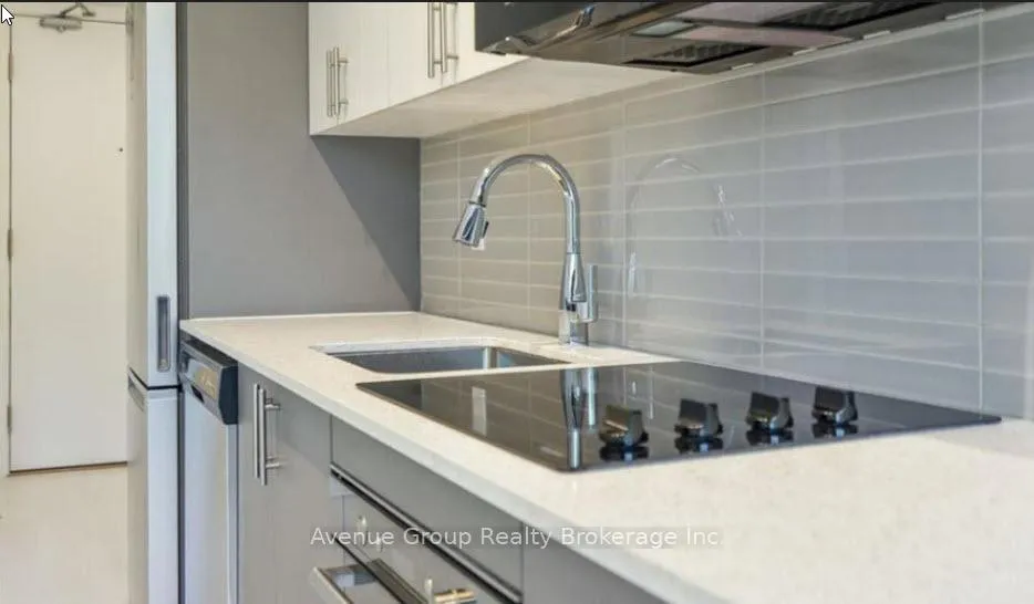 Photo 4 of Unit 318, 415 Main Street W, Hamilton, Kirkendall — HOMEH